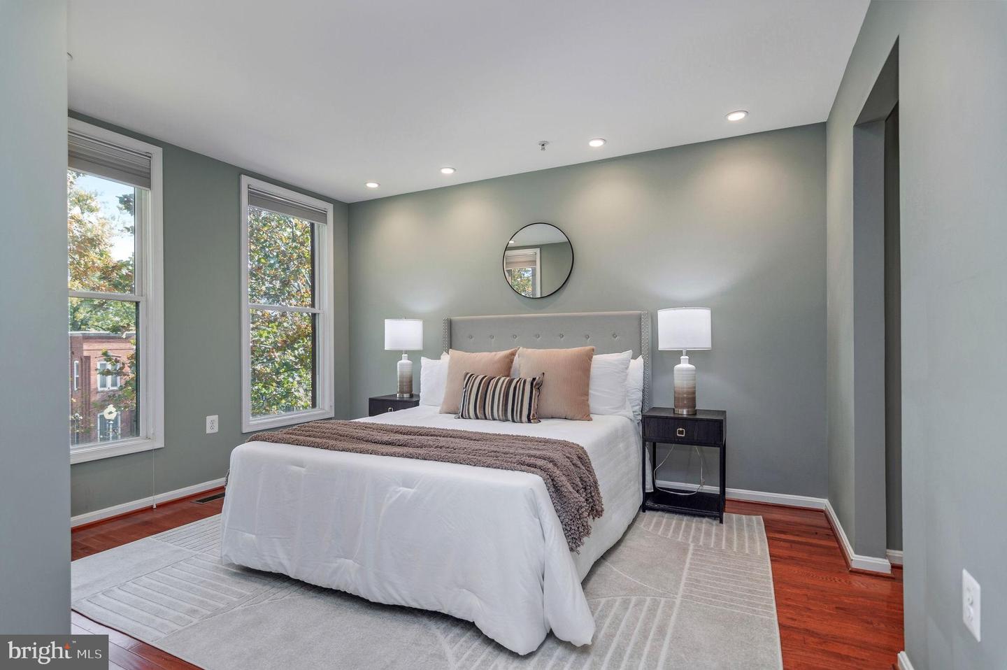 253 14TH ST SE #A, WASHINGTON, District Of Columbia 20003, 3 Bedrooms Bedrooms, 6 Rooms Rooms,2 BathroomsBathrooms,Residential,For sale,253 14TH ST SE #A,DCDC2230514 MLS # DCDC2230514 253 14TH ST SE #A, WASHINGTON, District Of Columbia 20003, 3 Bedrooms Bedrooms, 6 Rooms Rooms,2 BathroomsBathrooms,Residential,For sale,253 14TH ST SE #A,DCDC2230514 MLS # DCDC2230514