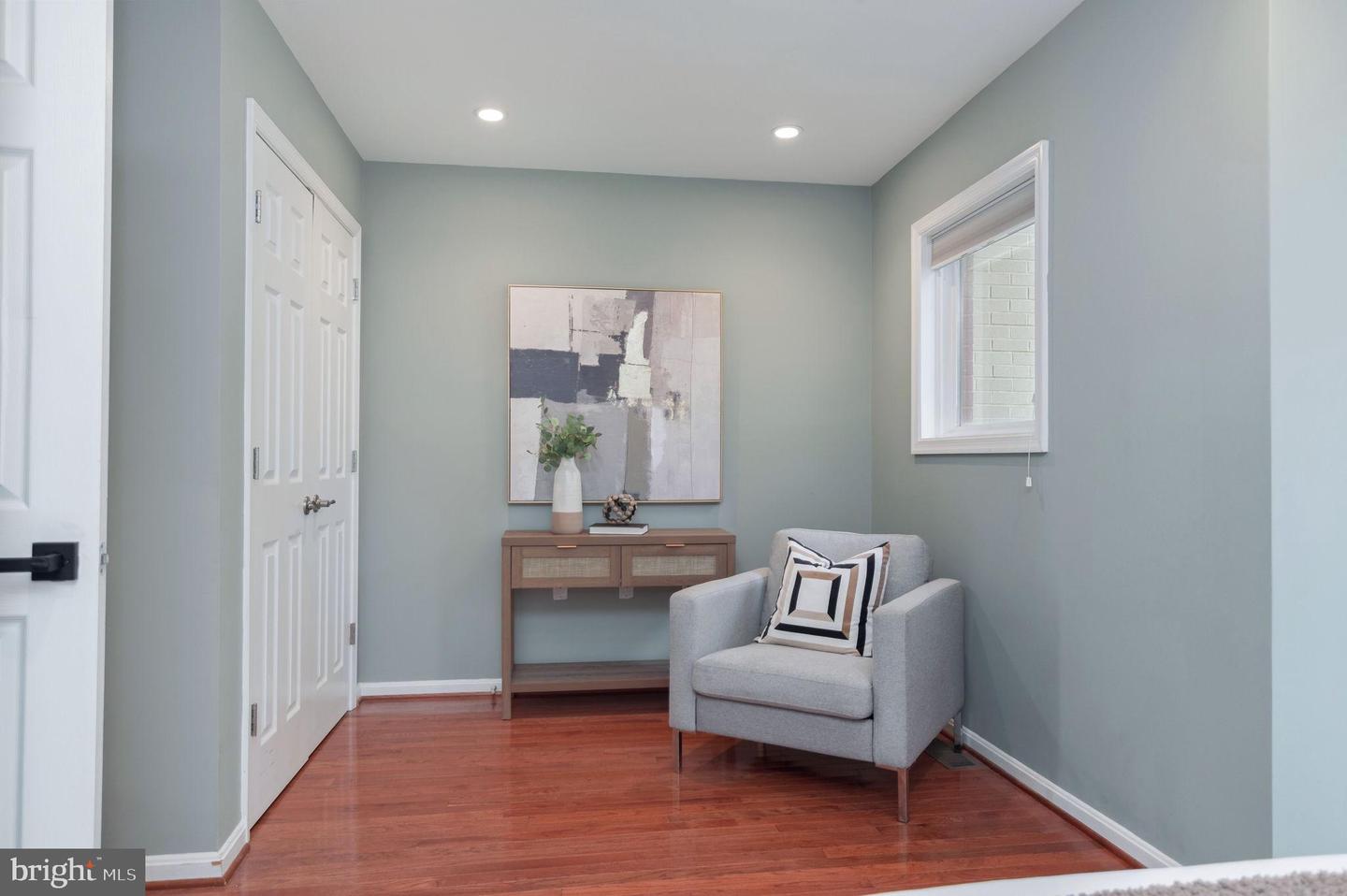 253 14TH ST SE #A, WASHINGTON, District Of Columbia 20003, 3 Bedrooms Bedrooms, 6 Rooms Rooms,2 BathroomsBathrooms,Residential,For sale,253 14TH ST SE #A,DCDC2230514 MLS # DCDC2230514 253 14TH ST SE #A, WASHINGTON, District Of Columbia 20003, 3 Bedrooms Bedrooms, 6 Rooms Rooms,2 BathroomsBathrooms,Residential,For sale,253 14TH ST SE #A,DCDC2230514 MLS # DCDC2230514