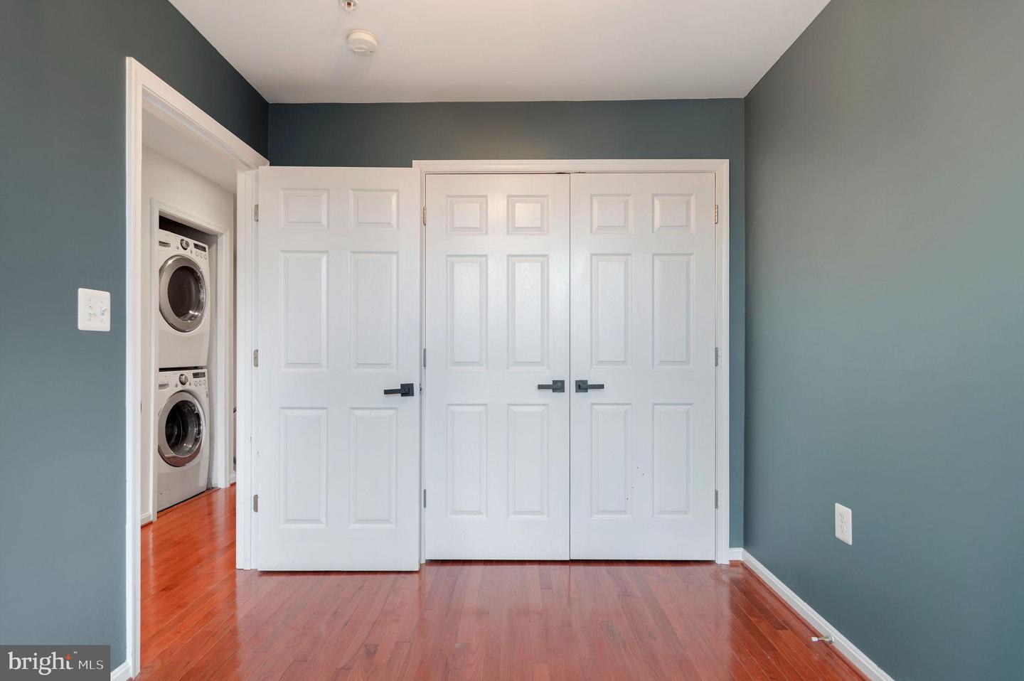 253 14TH ST SE #A, WASHINGTON, District Of Columbia 20003, 3 Bedrooms Bedrooms, 6 Rooms Rooms,2 BathroomsBathrooms,Residential,For sale,253 14TH ST SE #A,DCDC2230514 MLS # DCDC2230514 253 14TH ST SE #A, WASHINGTON, District Of Columbia 20003, 3 Bedrooms Bedrooms, 6 Rooms Rooms,2 BathroomsBathrooms,Residential,For sale,253 14TH ST SE #A,DCDC2230514 MLS # DCDC2230514