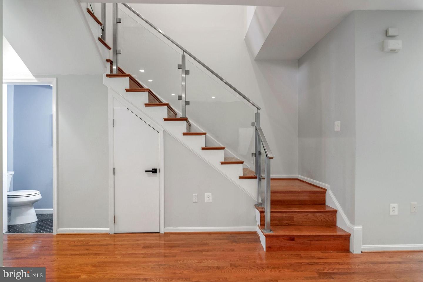 253 14TH ST SE #A, WASHINGTON, District Of Columbia 20003, 3 Bedrooms Bedrooms, 6 Rooms Rooms,2 BathroomsBathrooms,Residential,For sale,253 14TH ST SE #A,DCDC2230514 MLS # DCDC2230514 253 14TH ST SE #A, WASHINGTON, District Of Columbia 20003, 3 Bedrooms Bedrooms, 6 Rooms Rooms,2 BathroomsBathrooms,Residential,For sale,253 14TH ST SE #A,DCDC2230514 MLS # DCDC2230514