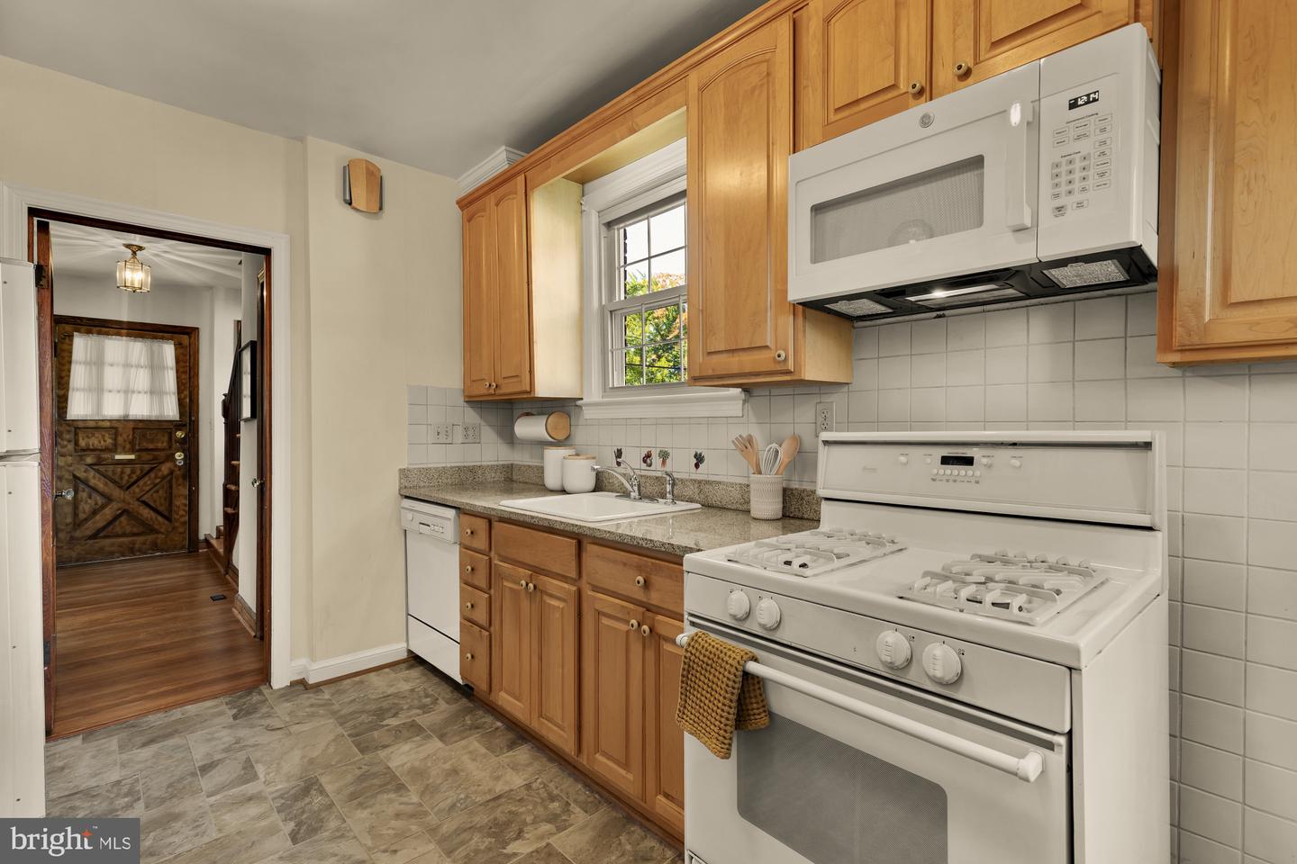 3141 CENTRAL AVE NE, WASHINGTON, District Of Columbia 20018, 3 Bedrooms Bedrooms, ,1 BathroomBathrooms,Residential,For sale,3141 CENTRAL AVE NE,DCDC2230528 MLS # DCDC2230528 3141 CENTRAL AVE NE, WASHINGTON, District Of Columbia 20018, 3 Bedrooms Bedrooms, ,1 BathroomBathrooms,Residential,For sale,3141 CENTRAL AVE NE,DCDC2230528 MLS # DCDC2230528