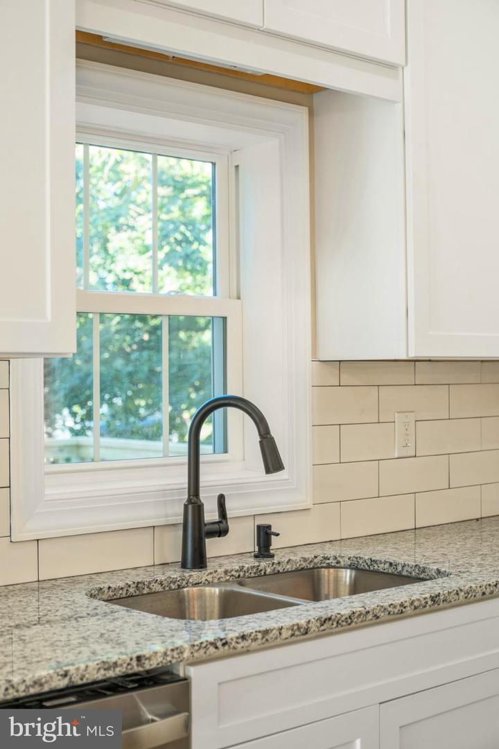 113 S MAIN ST, MT CRAWFORD, Virginia 22841, 3 Bedrooms Bedrooms, 2 Rooms Rooms,3 BathroomsBathrooms,Residential,For sale,113 S MAIN ST,VARO2002698 MLS # VARO2002698 113 S MAIN ST, MT CRAWFORD, Virginia 22841, 3 Bedrooms Bedrooms, 2 Rooms Rooms,3 BathroomsBathrooms,Residential,For sale,113 S MAIN ST,VARO2002698 MLS # VARO2002698