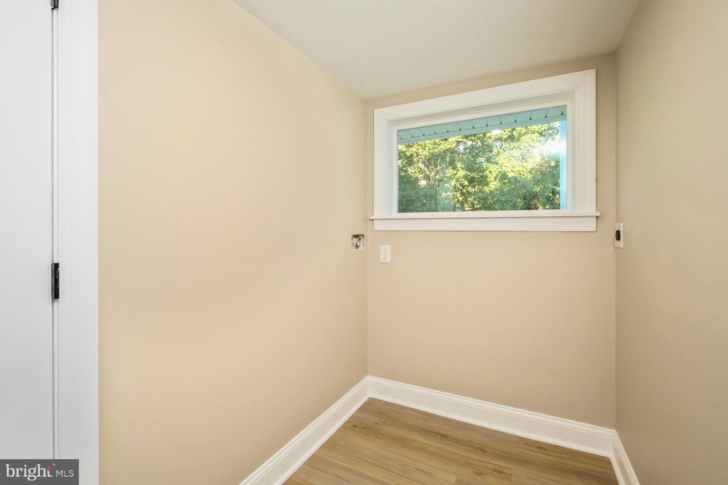 113 S MAIN ST, MT CRAWFORD, Virginia 22841, 3 Bedrooms Bedrooms, 2 Rooms Rooms,3 BathroomsBathrooms,Residential,For sale,113 S MAIN ST,VARO2002698 MLS # VARO2002698 113 S MAIN ST, MT CRAWFORD, Virginia 22841, 3 Bedrooms Bedrooms, 2 Rooms Rooms,3 BathroomsBathrooms,Residential,For sale,113 S MAIN ST,VARO2002698 MLS # VARO2002698