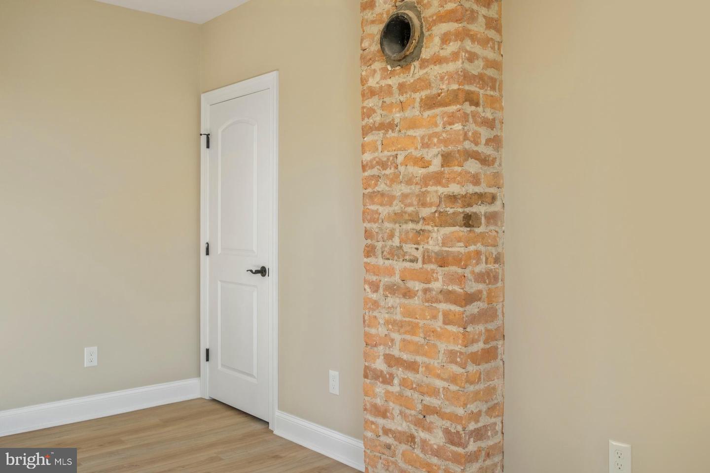 113 S MAIN ST, MT CRAWFORD, Virginia 22841, 3 Bedrooms Bedrooms, 2 Rooms Rooms,3 BathroomsBathrooms,Residential,For sale,113 S MAIN ST,VARO2002698 MLS # VARO2002698 113 S MAIN ST, MT CRAWFORD, Virginia 22841, 3 Bedrooms Bedrooms, 2 Rooms Rooms,3 BathroomsBathrooms,Residential,For sale,113 S MAIN ST,VARO2002698 MLS # VARO2002698