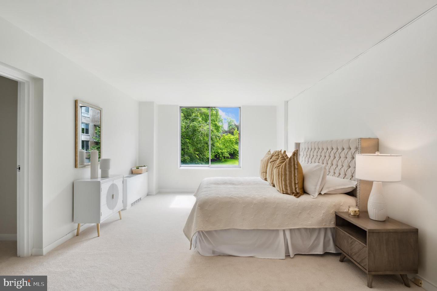 4100 CATHEDRAL AVE NW #709, WASHINGTON, District Of Columbia 20016, 3 Bedrooms Bedrooms, ,3 BathroomsBathrooms,Residential,For sale,4100 CATHEDRAL AVE NW #709,DCDC2230584 MLS # DCDC2230584 4100 CATHEDRAL AVE NW #709, WASHINGTON, District Of Columbia 20016, 3 Bedrooms Bedrooms, ,3 BathroomsBathrooms,Residential,For sale,4100 CATHEDRAL AVE NW #709,DCDC2230584 MLS # DCDC2230584