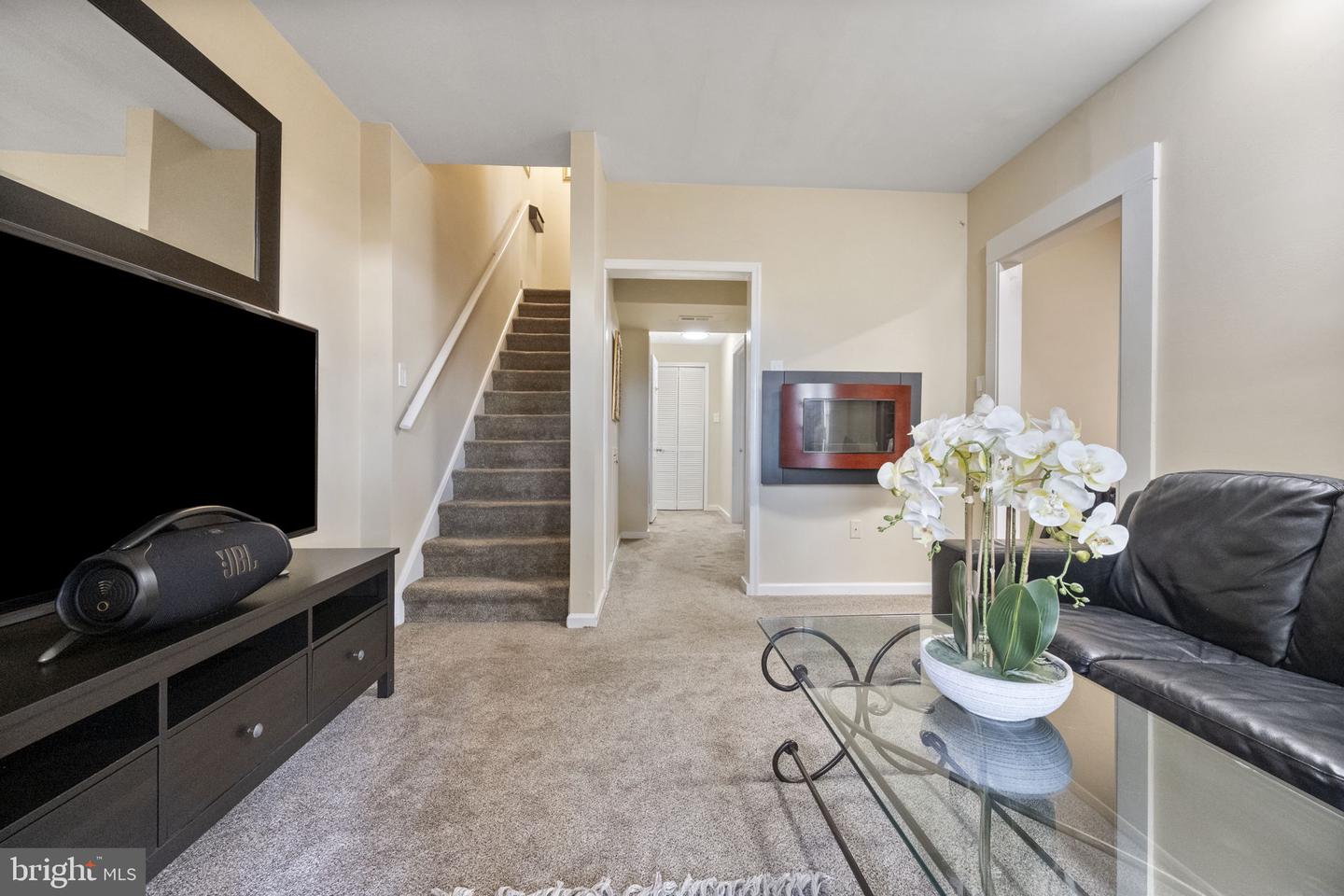 8753 DEBLANC PL, MANASSAS, Virginia 20110, 3 Bedrooms Bedrooms, ,3 BathroomsBathrooms,Residential,For sale,8753 DEBLANC PL,VAMN2009660 MLS # VAMN2009660 8753 DEBLANC PL, MANASSAS, Virginia 20110, 3 Bedrooms Bedrooms, ,3 BathroomsBathrooms,Residential,For sale,8753 DEBLANC PL,VAMN2009660 MLS # VAMN2009660