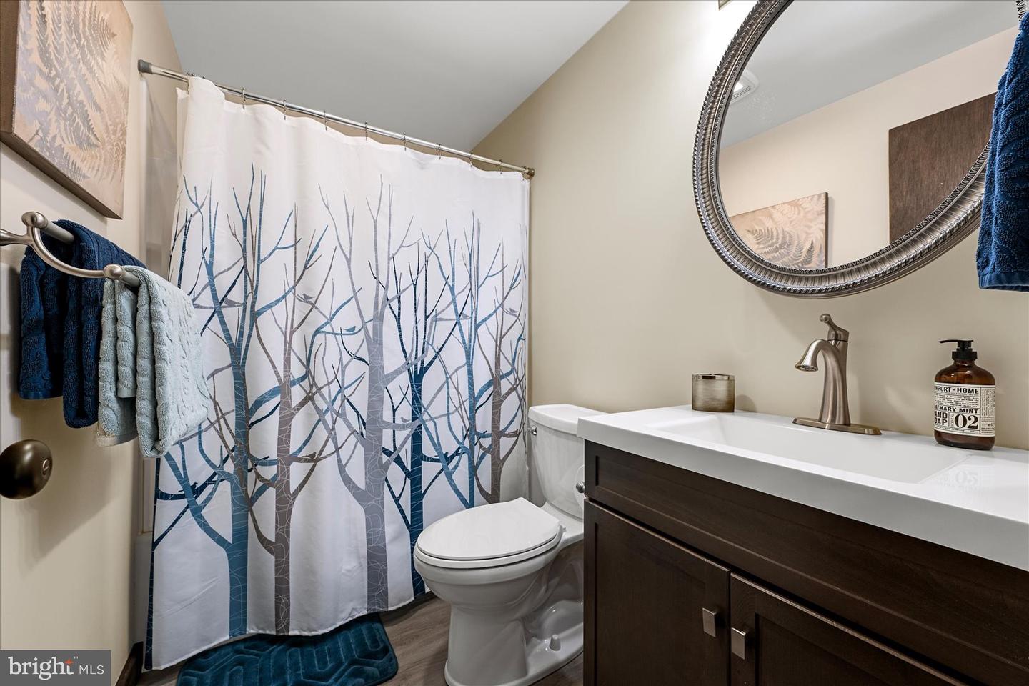 33 HOLLY CT, MT JACKSON, Virginia 22842, 3 Bedrooms Bedrooms, ,2 BathroomsBathrooms,Residential,For sale,33 HOLLY CT,VASH2012934 MLS # VASH2012934 33 HOLLY CT, MT JACKSON, Virginia 22842, 3 Bedrooms Bedrooms, ,2 BathroomsBathrooms,Residential,For sale,33 HOLLY CT,VASH2012934 MLS # VASH2012934