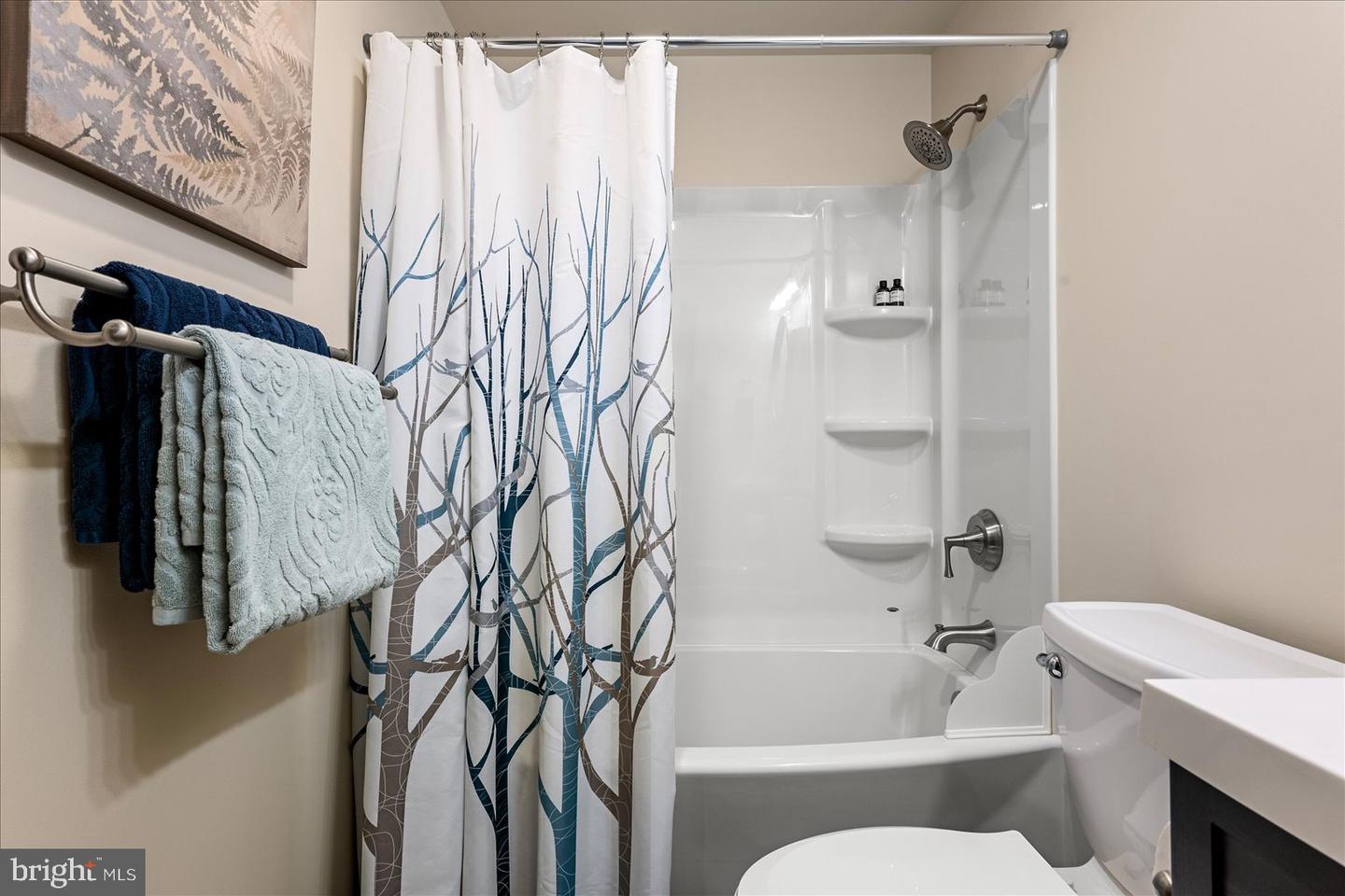 33 HOLLY CT, MT JACKSON, Virginia 22842, 3 Bedrooms Bedrooms, ,2 BathroomsBathrooms,Residential,For sale,33 HOLLY CT,VASH2012934 MLS # VASH2012934 33 HOLLY CT, MT JACKSON, Virginia 22842, 3 Bedrooms Bedrooms, ,2 BathroomsBathrooms,Residential,For sale,33 HOLLY CT,VASH2012934 MLS # VASH2012934