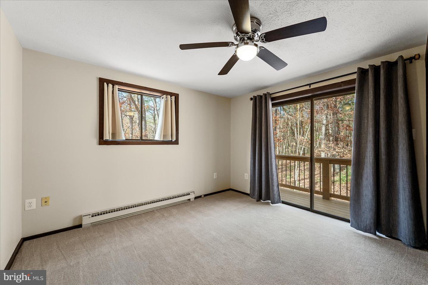 33 HOLLY CT, MT JACKSON, Virginia 22842, 3 Bedrooms Bedrooms, ,2 BathroomsBathrooms,Residential,For sale,33 HOLLY CT,VASH2012934 MLS # VASH2012934 33 HOLLY CT, MT JACKSON, Virginia 22842, 3 Bedrooms Bedrooms, ,2 BathroomsBathrooms,Residential,For sale,33 HOLLY CT,VASH2012934 MLS # VASH2012934