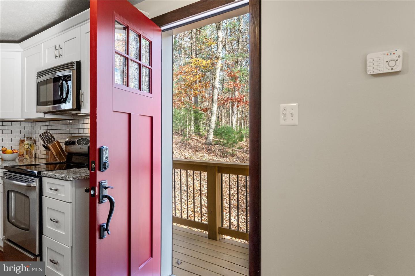 33 HOLLY CT, MT JACKSON, Virginia 22842, 3 Bedrooms Bedrooms, ,2 BathroomsBathrooms,Residential,For sale,33 HOLLY CT,VASH2012934 MLS # VASH2012934 33 HOLLY CT, MT JACKSON, Virginia 22842, 3 Bedrooms Bedrooms, ,2 BathroomsBathrooms,Residential,For sale,33 HOLLY CT,VASH2012934 MLS # VASH2012934