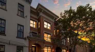 1406 CORCORAN ST NW #C, WASHINGTON, District Of Columbia 20009, 2 Bedrooms Bedrooms, 4 Rooms Rooms,2 BathroomsBathrooms,Residential,For sale,1406 CORCORAN ST NW #C,DCDC2230618 MLS # DCDC2230618