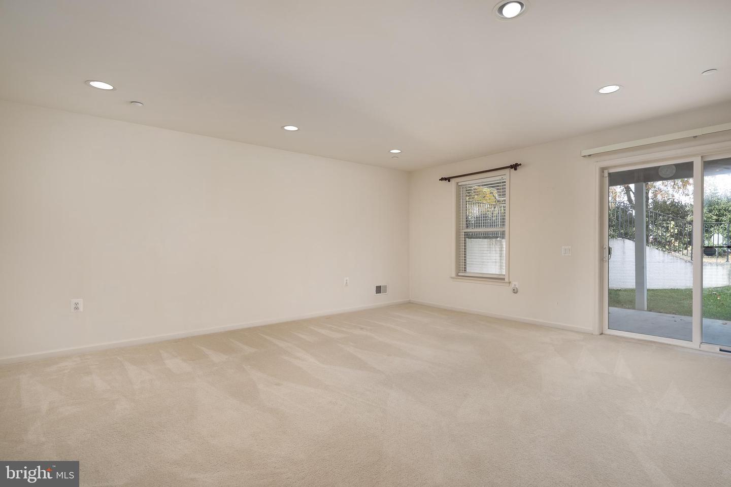 18 CHANTILLY PL, FREDERICKSBURG, Virginia 22406, 3 Bedrooms Bedrooms, ,3 BathroomsBathrooms,Residential,For sale,18 CHANTILLY PL,VAST2044056 MLS # VAST2044056 18 CHANTILLY PL, FREDERICKSBURG, Virginia 22406, 3 Bedrooms Bedrooms, ,3 BathroomsBathrooms,Residential,For sale,18 CHANTILLY PL,VAST2044056 MLS # VAST2044056