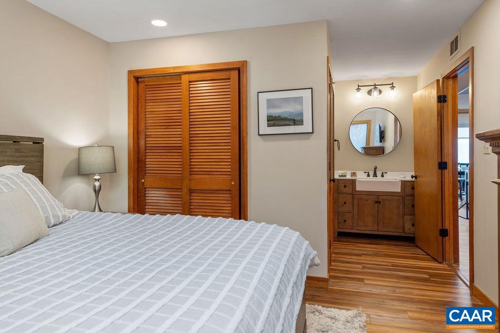 1582 VISTAS CONDOS, WINTERGREEN RESORT, Virginia 22967, 3 Bedrooms Bedrooms, ,3 BathroomsBathrooms,Residential,For sale,1582 VISTAS CONDOS,670755 MLS # 670755 1582 VISTAS CONDOS, WINTERGREEN RESORT, Virginia 22967, 3 Bedrooms Bedrooms, ,3 BathroomsBathrooms,Residential,For sale,1582 VISTAS CONDOS,670755 MLS # 670755