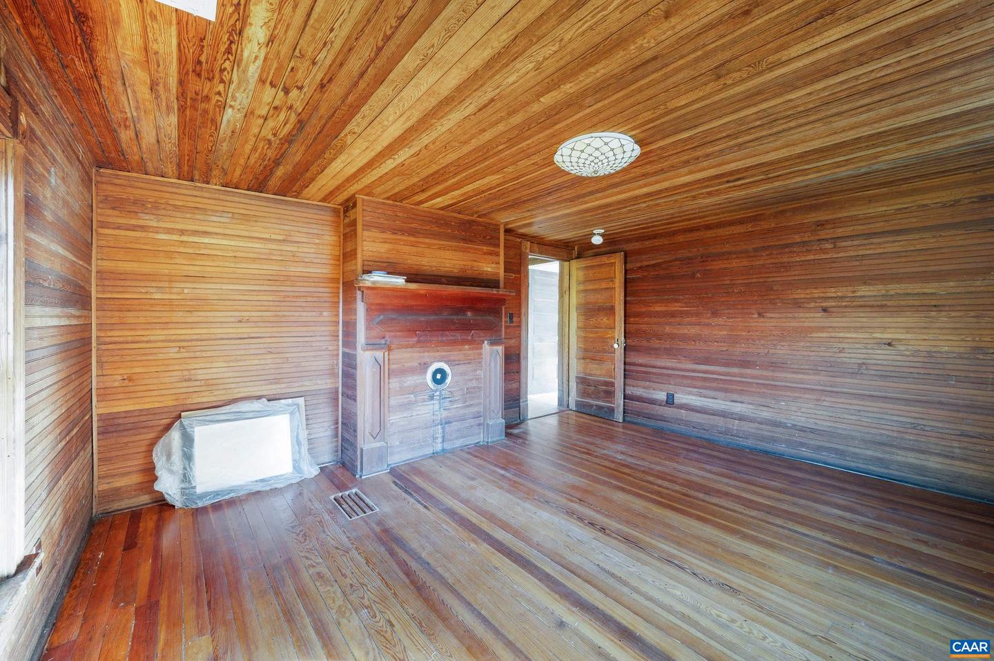 2728 EAST BRANCH LOOP, ROSELAND, Virginia 22967, 2 Bedrooms Bedrooms, ,2 BathroomsBathrooms,Residential,For sale,2728 EAST BRANCH LOOP,670774 MLS # 670774 2728 EAST BRANCH LOOP, ROSELAND, Virginia 22967, 2 Bedrooms Bedrooms, ,2 BathroomsBathrooms,Residential,For sale,2728 EAST BRANCH LOOP,670774 MLS # 670774