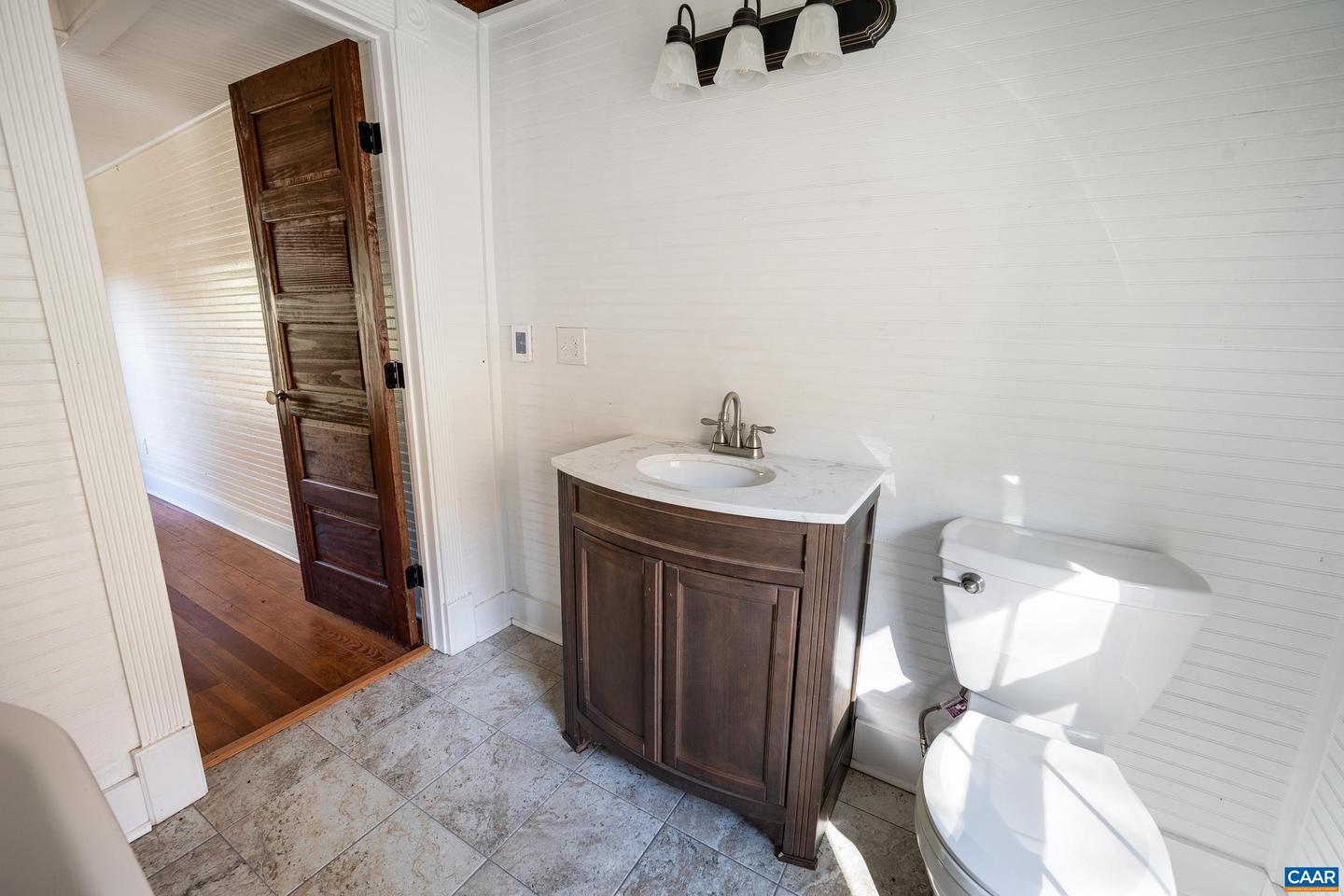 2728 EAST BRANCH LOOP, ROSELAND, Virginia 22967, 2 Bedrooms Bedrooms, ,2 BathroomsBathrooms,Residential,For sale,2728 EAST BRANCH LOOP,670774 MLS # 670774 2728 EAST BRANCH LOOP, ROSELAND, Virginia 22967, 2 Bedrooms Bedrooms, ,2 BathroomsBathrooms,Residential,For sale,2728 EAST BRANCH LOOP,670774 MLS # 670774