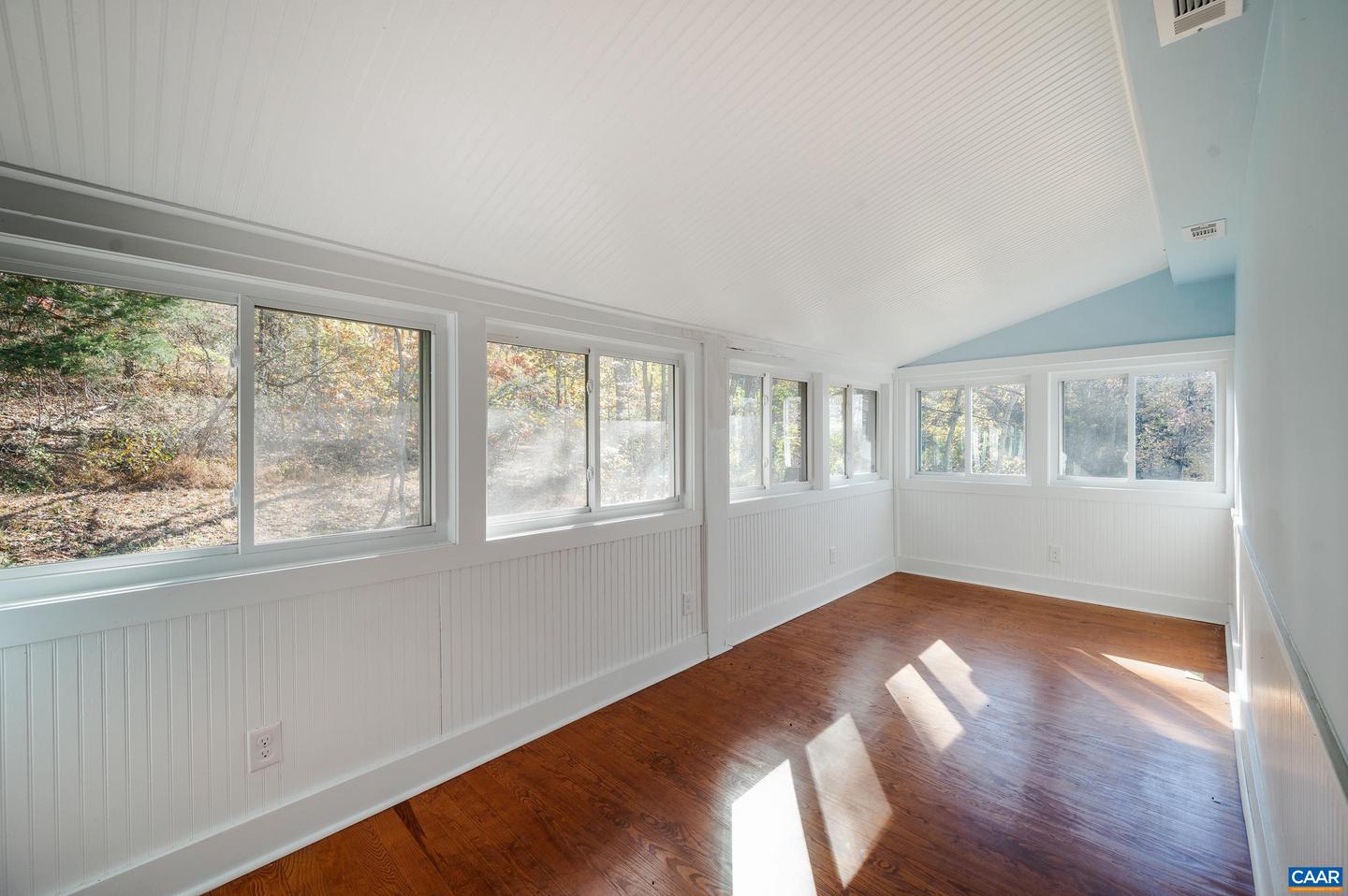 2728 EAST BRANCH LOOP, ROSELAND, Virginia 22967, 2 Bedrooms Bedrooms, ,2 BathroomsBathrooms,Residential,For sale,2728 EAST BRANCH LOOP,670774 MLS # 670774 2728 EAST BRANCH LOOP, ROSELAND, Virginia 22967, 2 Bedrooms Bedrooms, ,2 BathroomsBathrooms,Residential,For sale,2728 EAST BRANCH LOOP,670774 MLS # 670774