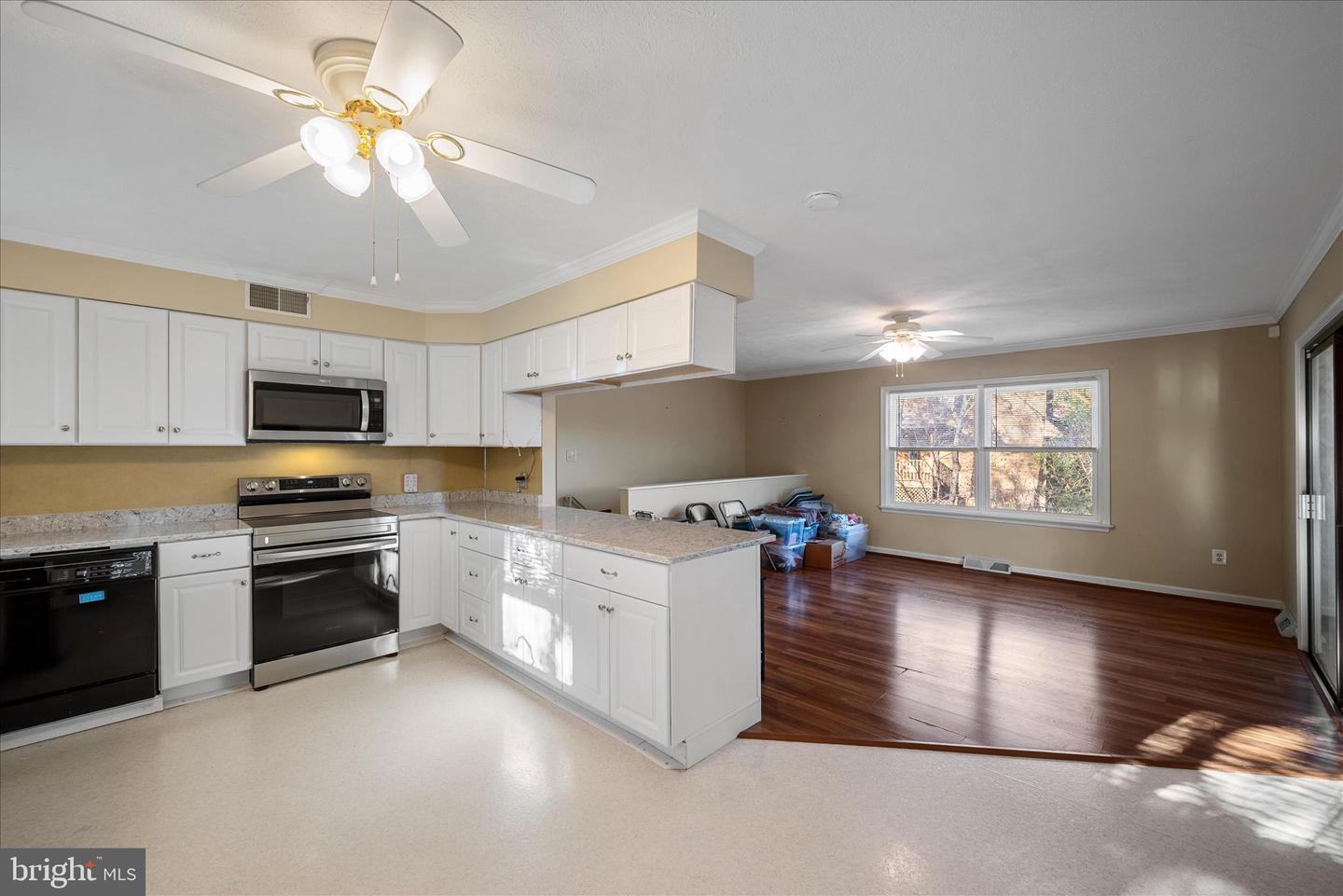 115 GREENWOOD CT, CROSS JUNCTION, Virginia 22625, 4 Bedrooms Bedrooms, ,2 BathroomsBathrooms,Residential,For sale,115 GREENWOOD CT,VAFV2037884 MLS # VAFV2037884 115 GREENWOOD CT, CROSS JUNCTION, Virginia 22625, 4 Bedrooms Bedrooms, ,2 BathroomsBathrooms,Residential,For sale,115 GREENWOOD CT,VAFV2037884 MLS # VAFV2037884