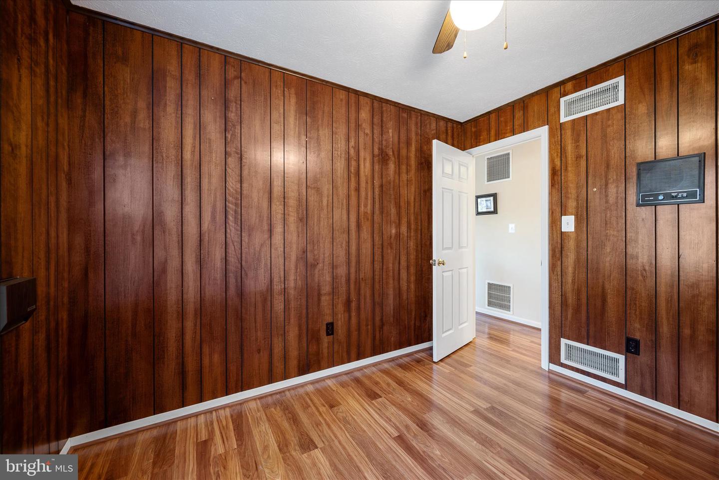 115 GREENWOOD CT, CROSS JUNCTION, Virginia 22625, 4 Bedrooms Bedrooms, ,2 BathroomsBathrooms,Residential,For sale,115 GREENWOOD CT,VAFV2037884 MLS # VAFV2037884 115 GREENWOOD CT, CROSS JUNCTION, Virginia 22625, 4 Bedrooms Bedrooms, ,2 BathroomsBathrooms,Residential,For sale,115 GREENWOOD CT,VAFV2037884 MLS # VAFV2037884