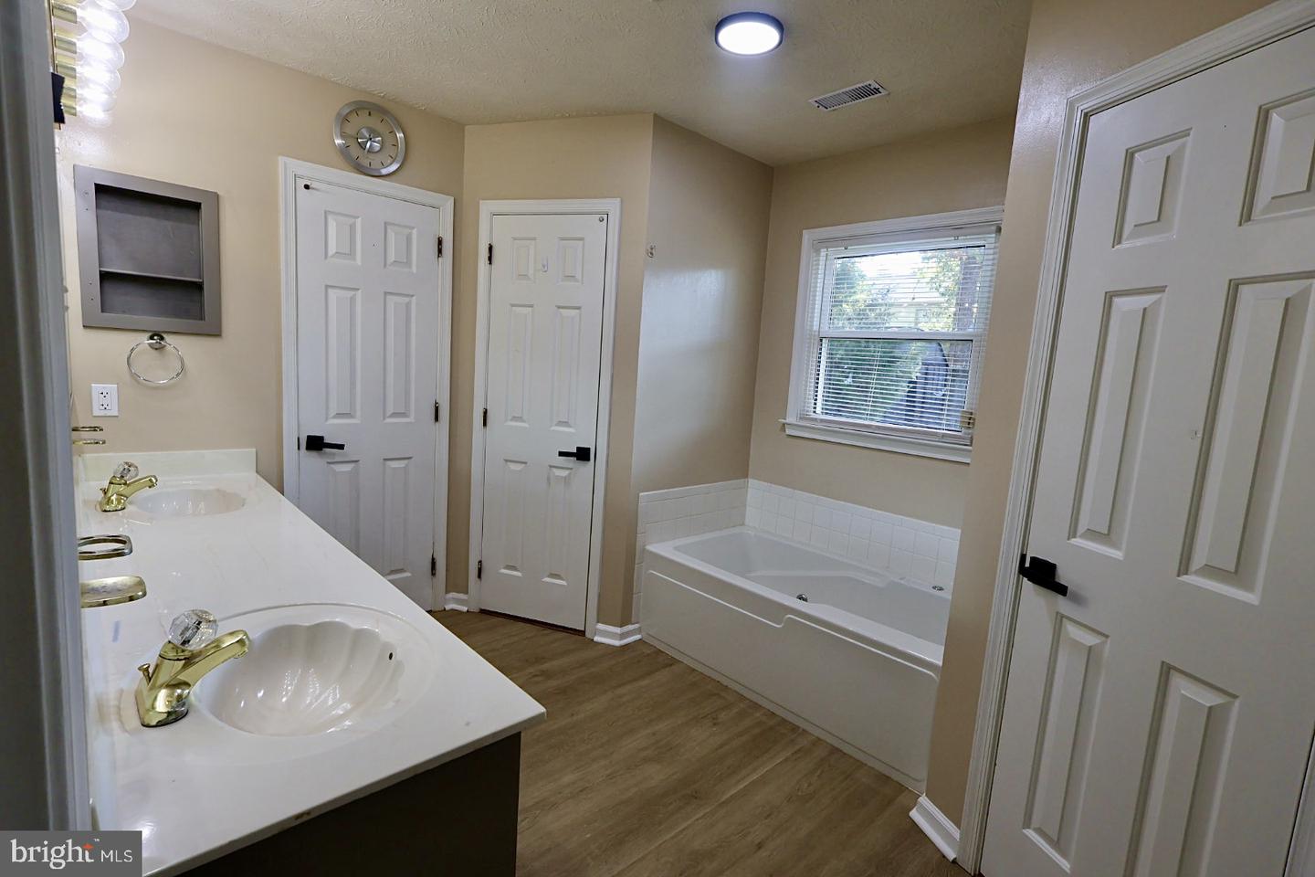 733 CASEY, NEWPORT NEWS, Virginia 23601, 3 Bedrooms Bedrooms, ,2 BathroomsBathrooms,Residential,For sale,733 CASEY,VANN2000114 MLS # VANN2000114