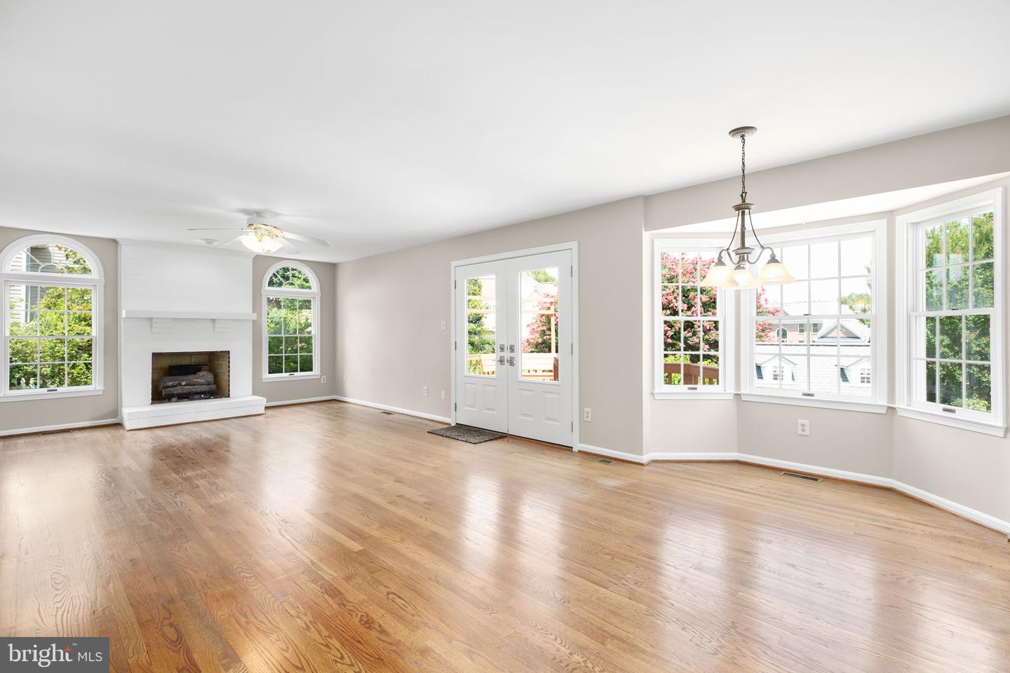 6901 LAKELAND WAY, FREDERICKSBURG, Virginia 22407, 5 Bedrooms Bedrooms, ,3 BathroomsBathrooms,Residential,For sale,6901 LAKELAND WAY,VASP2037450 MLS # VASP2037450 6901 LAKELAND WAY, FREDERICKSBURG, Virginia 22407, 5 Bedrooms Bedrooms, ,3 BathroomsBathrooms,Residential,For sale,6901 LAKELAND WAY,VASP2037450 MLS # VASP2037450