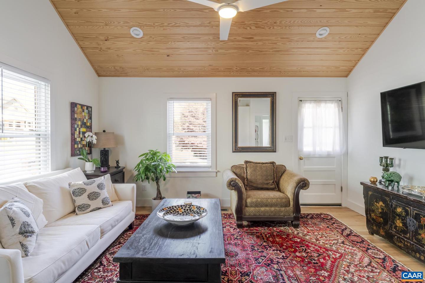 216 PALATINE AVE, CHARLOTTESVILLE, Virginia 22902, 2 Bedrooms Bedrooms, ,1 BathroomBathrooms,Residential,For sale,216 PALATINE AVE,670749 MLS # 670749 216 PALATINE AVE, CHARLOTTESVILLE, Virginia 22902, 2 Bedrooms Bedrooms, ,1 BathroomBathrooms,Residential,For sale,216 PALATINE AVE,670749 MLS # 670749