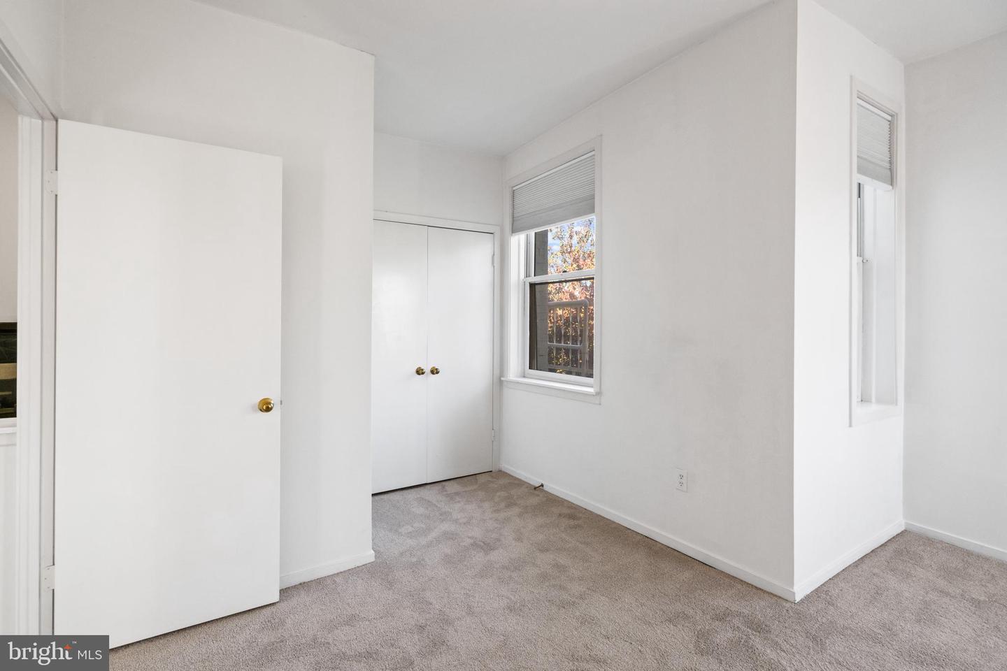 1341 EAST CAPITOL ST SE #302, WASHINGTON, District Of Columbia 20003, 2 Bedrooms Bedrooms, ,1 BathroomBathrooms,Residential,For sale,1341 EAST CAPITOL ST SE #302,DCDC2225476 MLS # DCDC2225476 1341 EAST CAPITOL ST SE #302, WASHINGTON, District Of Columbia 20003, 2 Bedrooms Bedrooms, ,1 BathroomBathrooms,Residential,For sale,1341 EAST CAPITOL ST SE #302,DCDC2225476 MLS # DCDC2225476