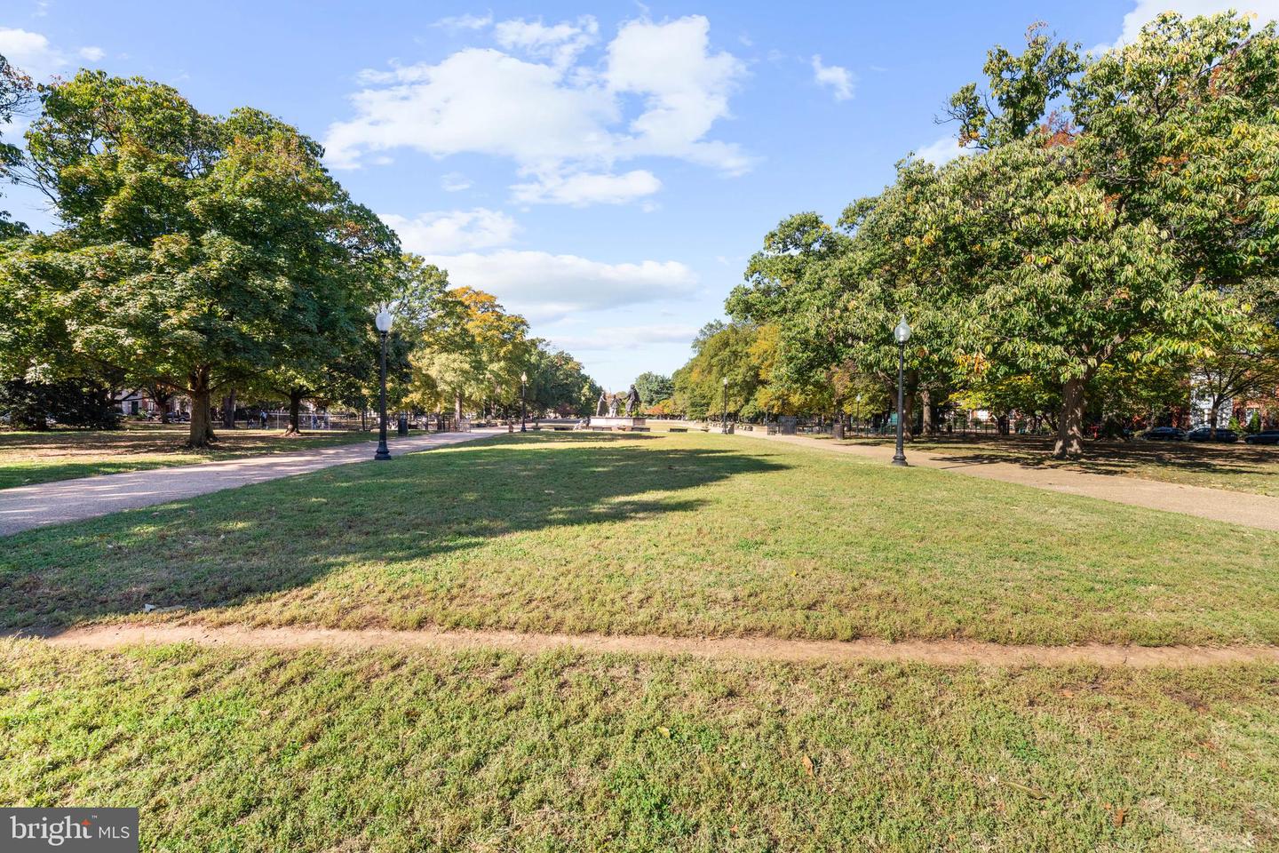 1341 EAST CAPITOL ST SE #302, WASHINGTON, District Of Columbia 20003, 2 Bedrooms Bedrooms, ,1 BathroomBathrooms,Residential,For sale,1341 EAST CAPITOL ST SE #302,DCDC2225476 MLS # DCDC2225476 1341 EAST CAPITOL ST SE #302, WASHINGTON, District Of Columbia 20003, 2 Bedrooms Bedrooms, ,1 BathroomBathrooms,Residential,For sale,1341 EAST CAPITOL ST SE #302,DCDC2225476 MLS # DCDC2225476