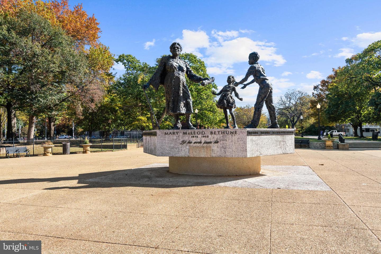 1341 EAST CAPITOL ST SE #302, WASHINGTON, District Of Columbia 20003, 2 Bedrooms Bedrooms, ,1 BathroomBathrooms,Residential,For sale,1341 EAST CAPITOL ST SE #302,DCDC2225476 MLS # DCDC2225476 1341 EAST CAPITOL ST SE #302, WASHINGTON, District Of Columbia 20003, 2 Bedrooms Bedrooms, ,1 BathroomBathrooms,Residential,For sale,1341 EAST CAPITOL ST SE #302,DCDC2225476 MLS # DCDC2225476