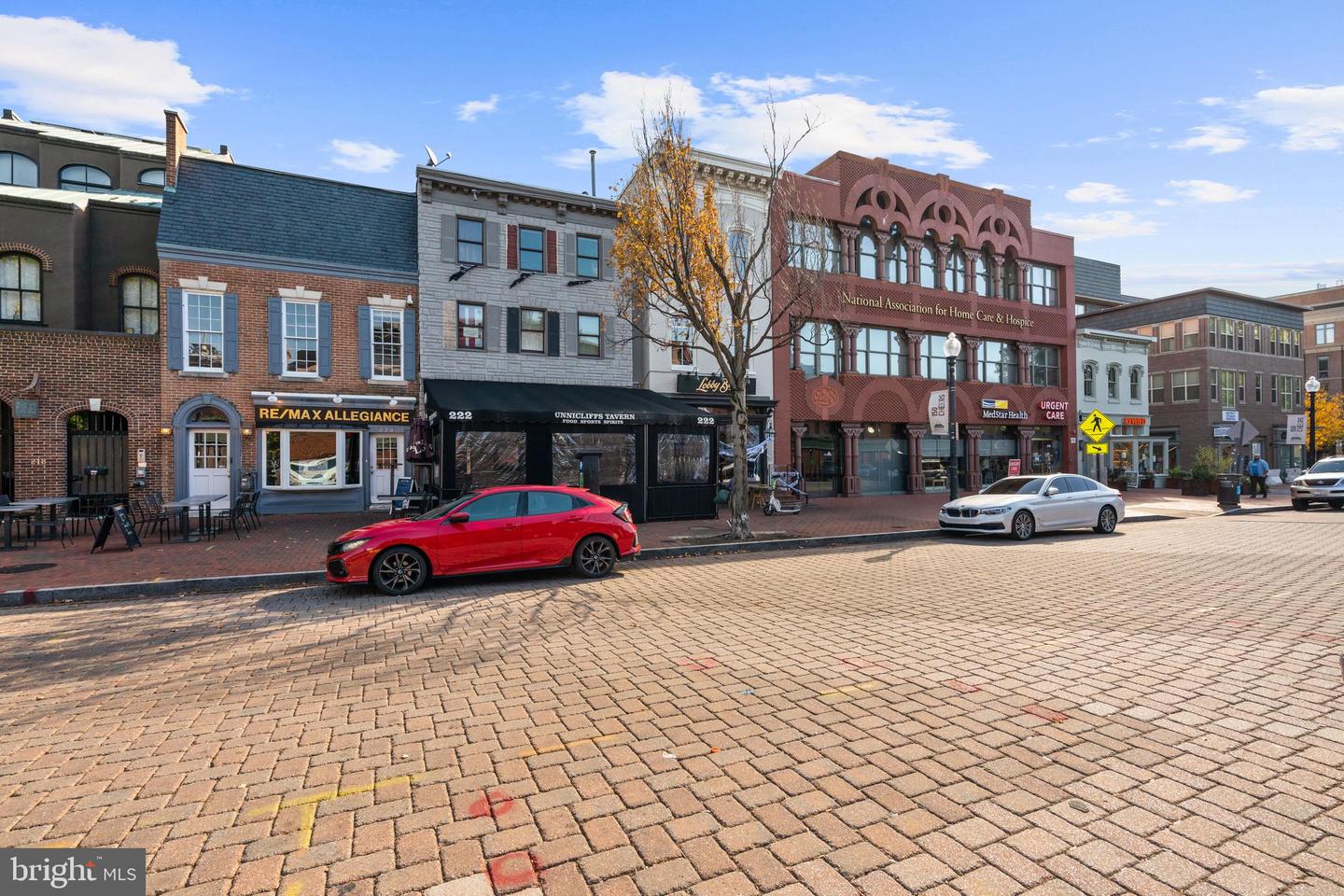 1341 EAST CAPITOL ST SE #302, WASHINGTON, District Of Columbia 20003, 2 Bedrooms Bedrooms, ,1 BathroomBathrooms,Residential,For sale,1341 EAST CAPITOL ST SE #302,DCDC2225476 MLS # DCDC2225476 1341 EAST CAPITOL ST SE #302, WASHINGTON, District Of Columbia 20003, 2 Bedrooms Bedrooms, ,1 BathroomBathrooms,Residential,For sale,1341 EAST CAPITOL ST SE #302,DCDC2225476 MLS # DCDC2225476