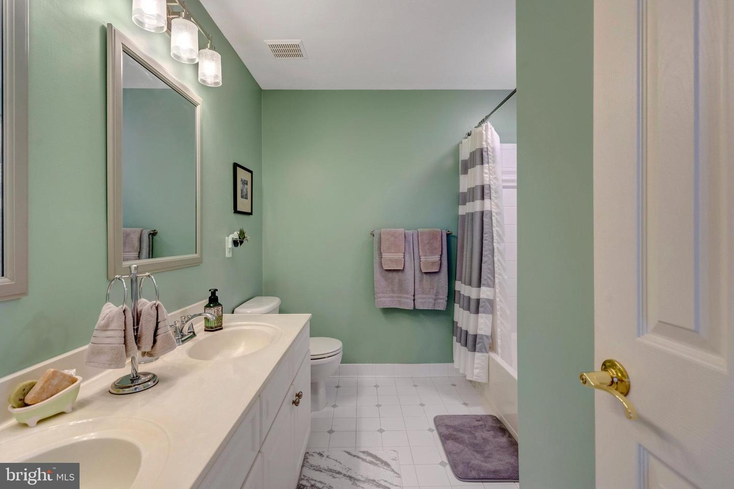 14400 VERDE PL, HAYMARKET, Virginia 20169, 4 Bedrooms Bedrooms, ,3 BathroomsBathrooms,Residential,For sale,14400 VERDE PL,VAPW2106234 MLS # VAPW2106234 14400 VERDE PL, HAYMARKET, Virginia 20169, 4 Bedrooms Bedrooms, ,3 BathroomsBathrooms,Residential,For sale,14400 VERDE PL,VAPW2106234 MLS # VAPW2106234