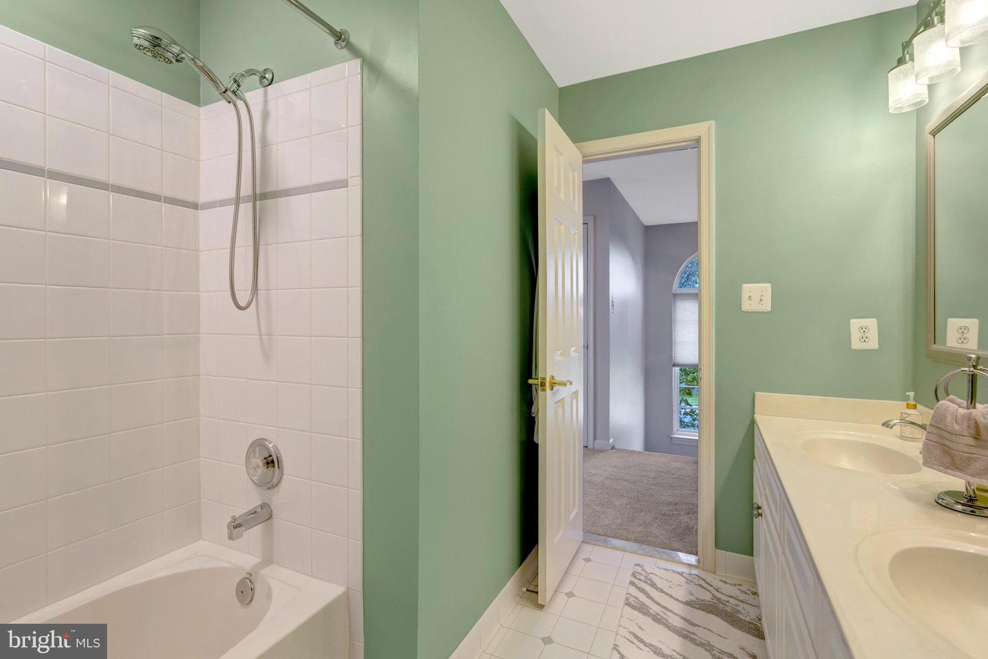 14400 VERDE PL, HAYMARKET, Virginia 20169, 4 Bedrooms Bedrooms, ,3 BathroomsBathrooms,Residential,For sale,14400 VERDE PL,VAPW2106234 MLS # VAPW2106234 14400 VERDE PL, HAYMARKET, Virginia 20169, 4 Bedrooms Bedrooms, ,3 BathroomsBathrooms,Residential,For sale,14400 VERDE PL,VAPW2106234 MLS # VAPW2106234