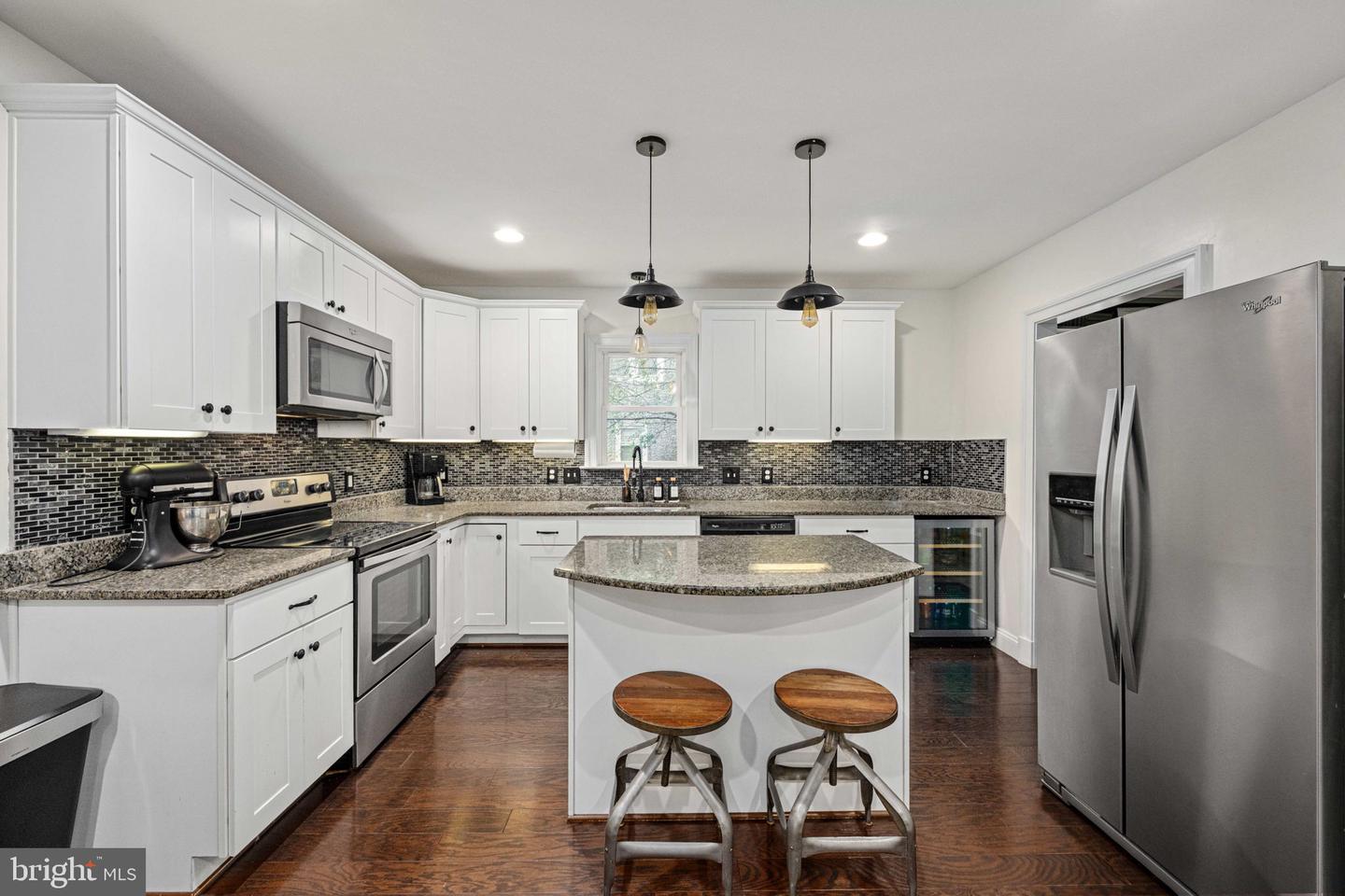 2915-1/2 GARLAND AVE, RICHMOND, Virginia 23222, 3 Bedrooms Bedrooms, ,2 BathroomsBathrooms,Residential,For sale,2915-1/2 GARLAND AVE,VARC2000778 MLS # VARC2000778 2915-1/2 GARLAND AVE, RICHMOND, Virginia 23222, 3 Bedrooms Bedrooms, ,2 BathroomsBathrooms,Residential,For sale,2915-1/2 GARLAND AVE,VARC2000778 MLS # VARC2000778