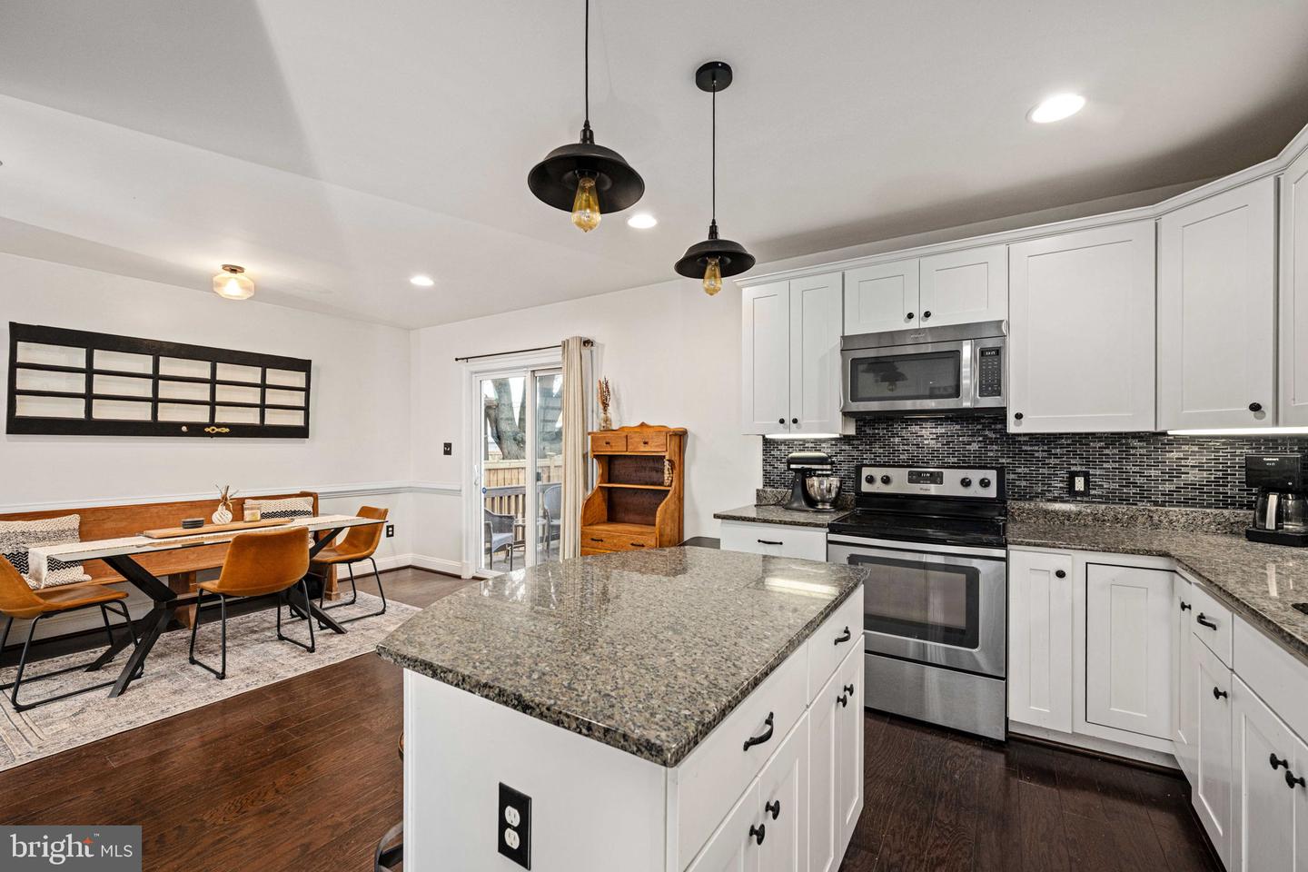 2915-1/2 GARLAND AVE, RICHMOND, Virginia 23222, 3 Bedrooms Bedrooms, ,2 BathroomsBathrooms,Residential,For sale,2915-1/2 GARLAND AVE,VARC2000778 MLS # VARC2000778 2915-1/2 GARLAND AVE, RICHMOND, Virginia 23222, 3 Bedrooms Bedrooms, ,2 BathroomsBathrooms,Residential,For sale,2915-1/2 GARLAND AVE,VARC2000778 MLS # VARC2000778