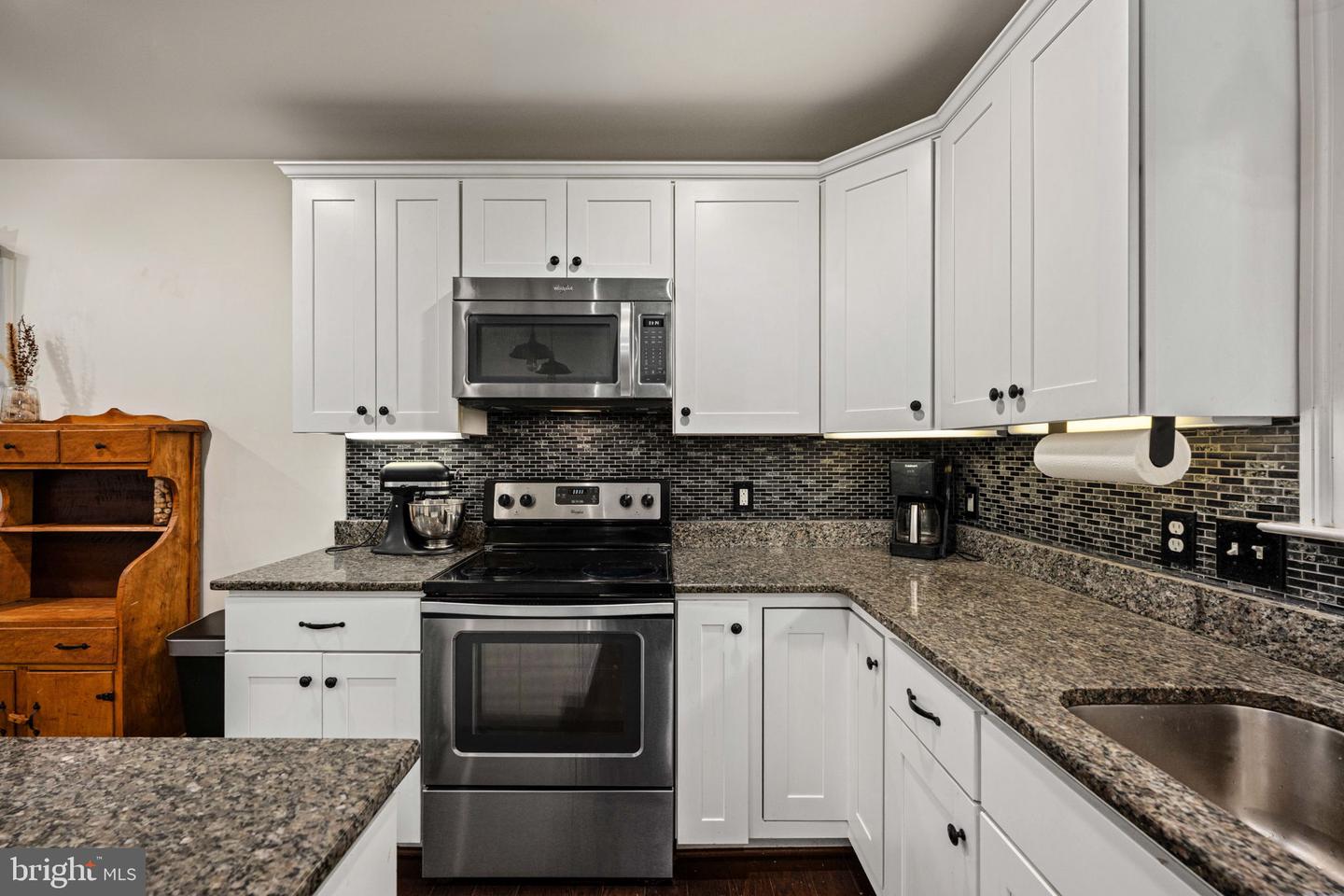 2915-1/2 GARLAND AVE, RICHMOND, Virginia 23222, 3 Bedrooms Bedrooms, ,2 BathroomsBathrooms,Residential,For sale,2915-1/2 GARLAND AVE,VARC2000778 MLS # VARC2000778 2915-1/2 GARLAND AVE, RICHMOND, Virginia 23222, 3 Bedrooms Bedrooms, ,2 BathroomsBathrooms,Residential,For sale,2915-1/2 GARLAND AVE,VARC2000778 MLS # VARC2000778