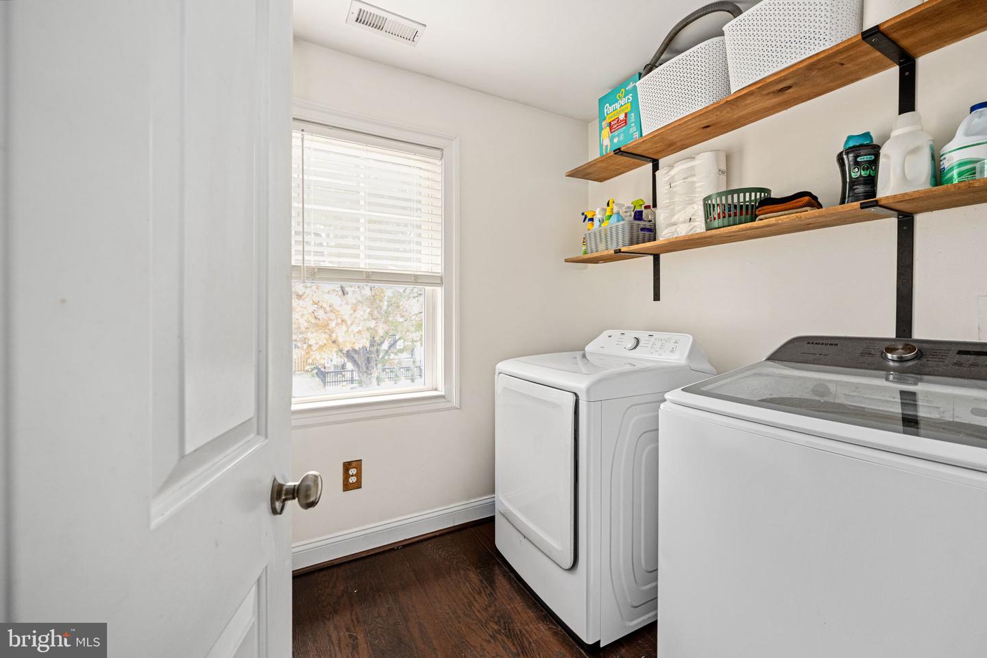 2915-1/2 GARLAND AVE, RICHMOND, Virginia 23222, 3 Bedrooms Bedrooms, ,2 BathroomsBathrooms,Residential,For sale,2915-1/2 GARLAND AVE,VARC2000778 MLS # VARC2000778 2915-1/2 GARLAND AVE, RICHMOND, Virginia 23222, 3 Bedrooms Bedrooms, ,2 BathroomsBathrooms,Residential,For sale,2915-1/2 GARLAND AVE,VARC2000778 MLS # VARC2000778