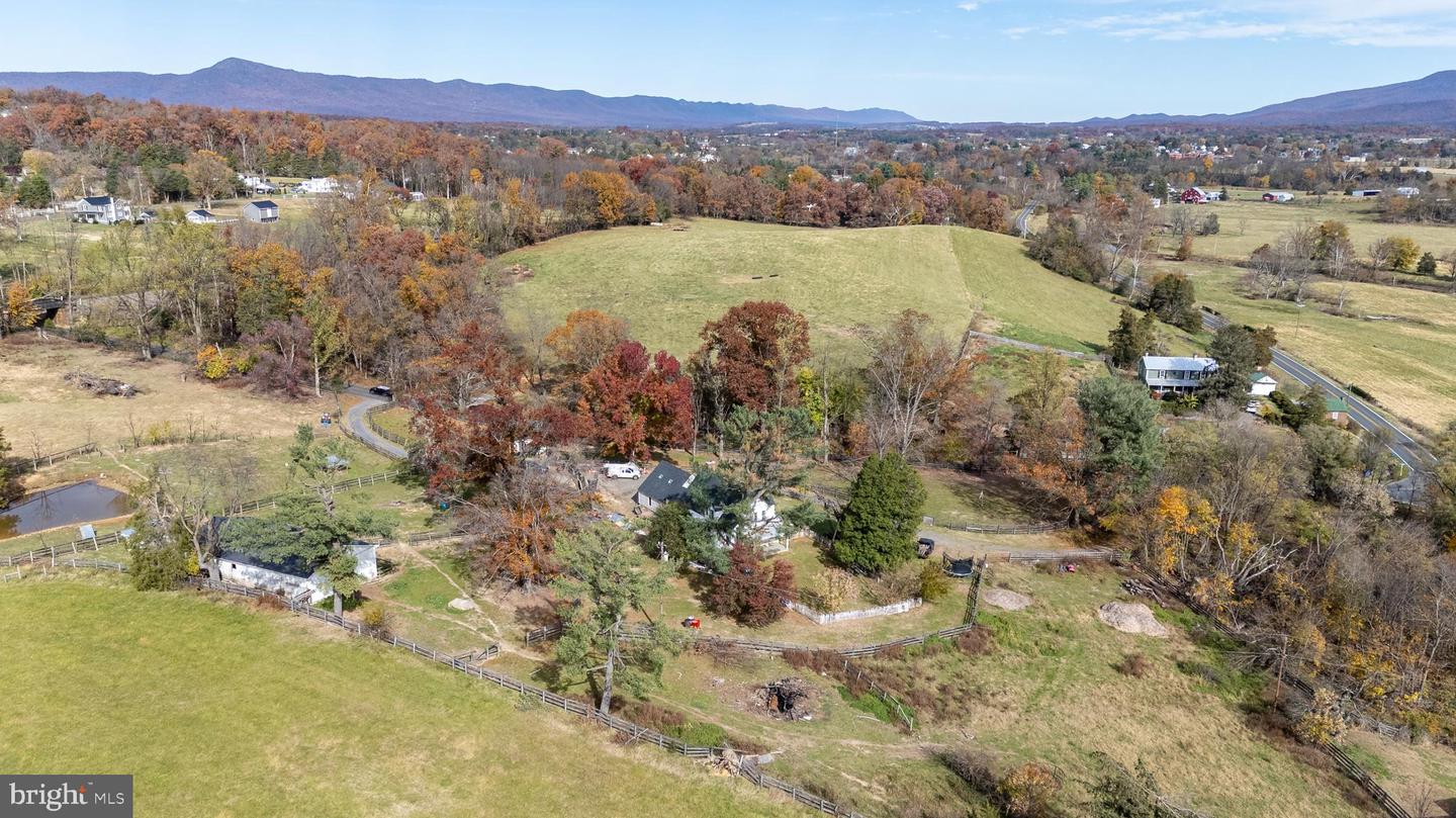 143 LAKEWOOD RD, LURAY, Virginia 22835, 4 Bedrooms Bedrooms, ,2 BathroomsBathrooms,Residential,For sale,143 LAKEWOOD RD,VAPA2005522 MLS # VAPA2005522 143 LAKEWOOD RD, LURAY, Virginia 22835, 4 Bedrooms Bedrooms, ,2 BathroomsBathrooms,Residential,For sale,143 LAKEWOOD RD,VAPA2005522 MLS # VAPA2005522