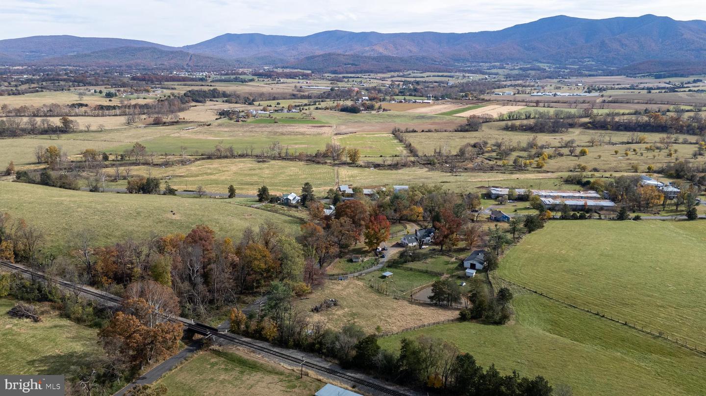 143 LAKEWOOD RD, LURAY, Virginia 22835, 4 Bedrooms Bedrooms, ,2 BathroomsBathrooms,Residential,For sale,143 LAKEWOOD RD,VAPA2005522 MLS # VAPA2005522 143 LAKEWOOD RD, LURAY, Virginia 22835, 4 Bedrooms Bedrooms, ,2 BathroomsBathrooms,Residential,For sale,143 LAKEWOOD RD,VAPA2005522 MLS # VAPA2005522