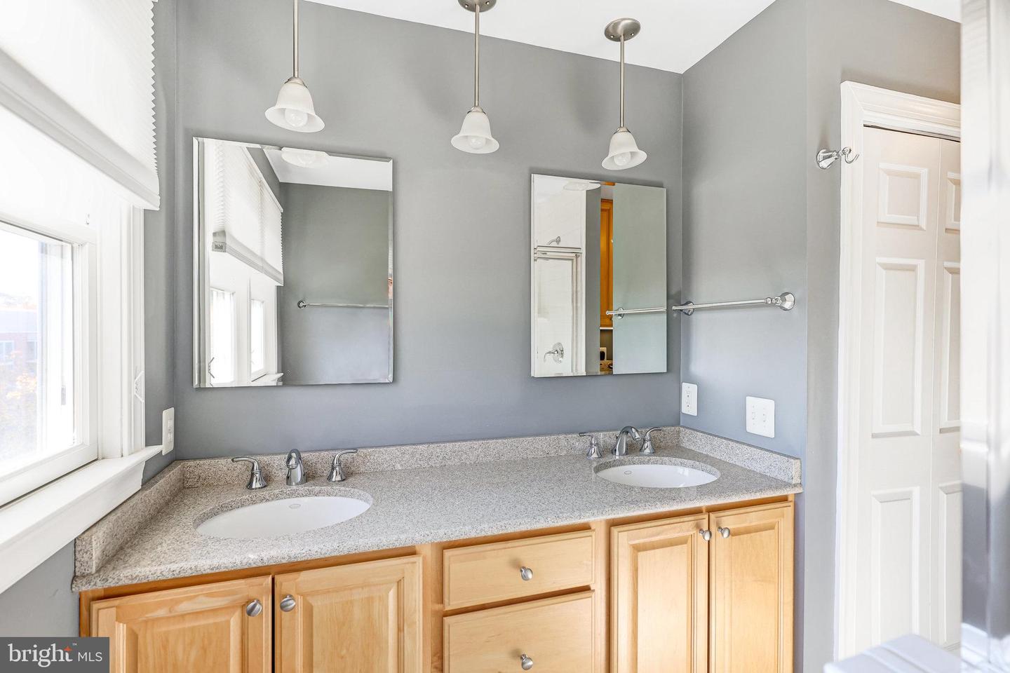 504-B N THOMAS ST, ARLINGTON, Virginia 22203, 3 Bedrooms Bedrooms, ,3 BathroomsBathrooms,Residential,For sale,504-B N THOMAS ST,VAAR2065248 MLS # VAAR2065248 504-B N THOMAS ST, ARLINGTON, Virginia 22203, 3 Bedrooms Bedrooms, ,3 BathroomsBathrooms,Residential,For sale,504-B N THOMAS ST,VAAR2065248 MLS # VAAR2065248