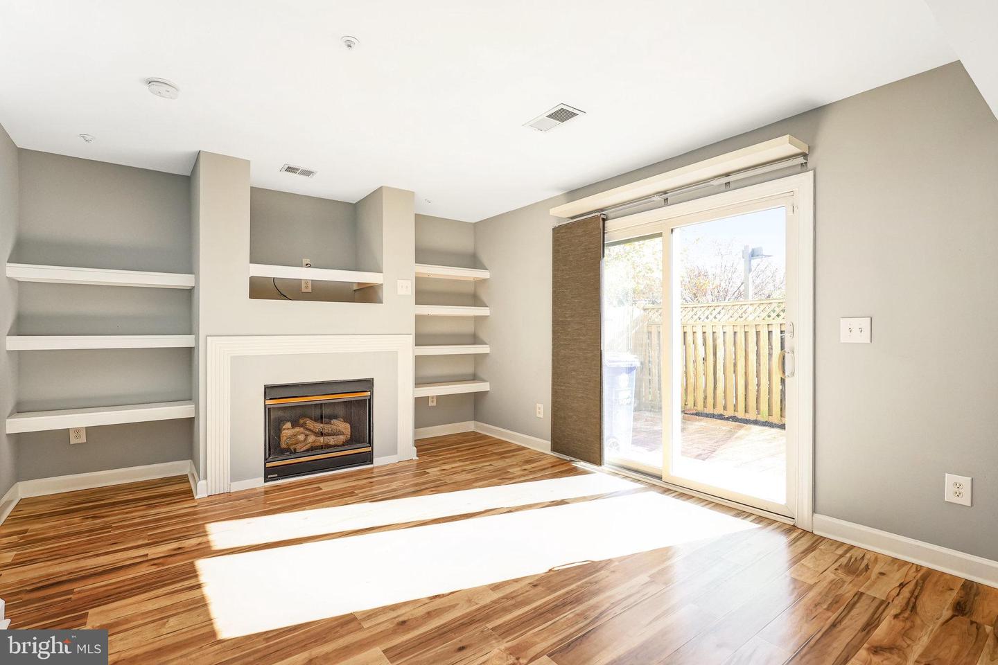 504-B N THOMAS ST, ARLINGTON, Virginia 22203, 3 Bedrooms Bedrooms, ,3 BathroomsBathrooms,Residential,For sale,504-B N THOMAS ST,VAAR2065248 MLS # VAAR2065248 504-B N THOMAS ST, ARLINGTON, Virginia 22203, 3 Bedrooms Bedrooms, ,3 BathroomsBathrooms,Residential,For sale,504-B N THOMAS ST,VAAR2065248 MLS # VAAR2065248