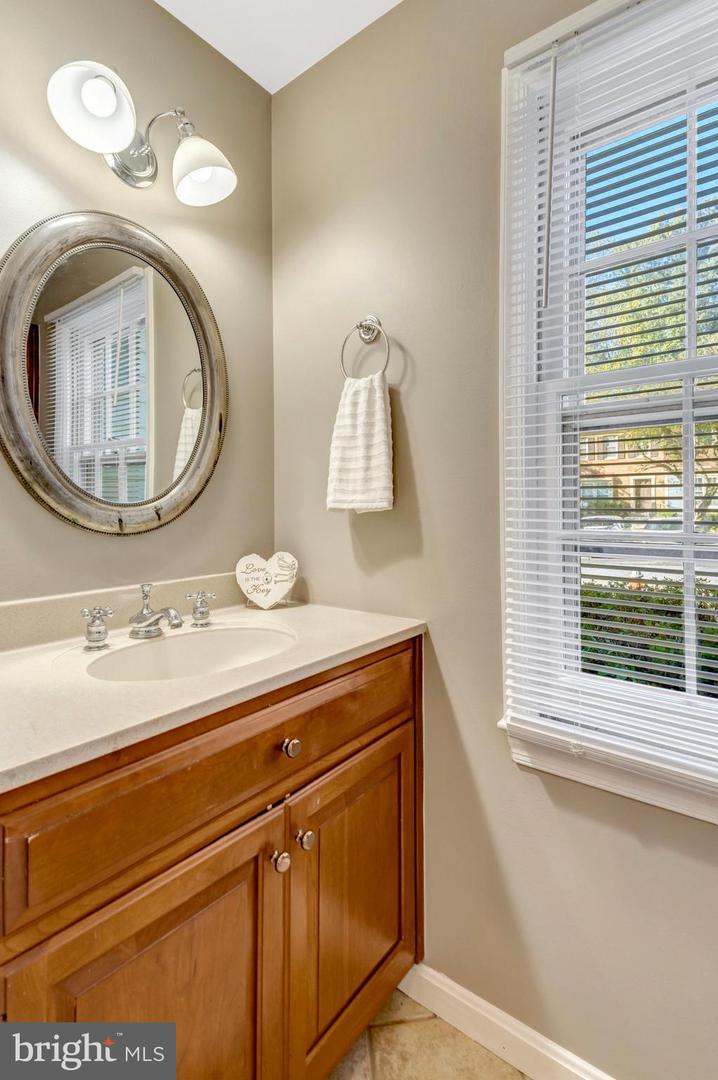 5515 CHESHIRE MEADOWS WAY, FAIRFAX, Virginia 22032, 3 Bedrooms Bedrooms, ,3 BathroomsBathrooms,Residential,For sale,5515 CHESHIRE MEADOWS WAY,VAFX2275846 MLS # VAFX2275846 5515 CHESHIRE MEADOWS WAY, FAIRFAX, Virginia 22032, 3 Bedrooms Bedrooms, ,3 BathroomsBathrooms,Residential,For sale,5515 CHESHIRE MEADOWS WAY,VAFX2275846 MLS # VAFX2275846