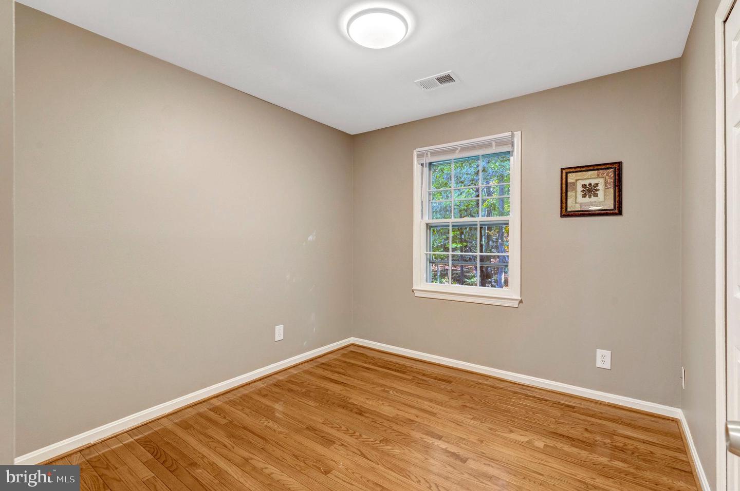 5515 CHESHIRE MEADOWS WAY, FAIRFAX, Virginia 22032, 3 Bedrooms Bedrooms, ,3 BathroomsBathrooms,Residential,For sale,5515 CHESHIRE MEADOWS WAY,VAFX2275846 MLS # VAFX2275846 5515 CHESHIRE MEADOWS WAY, FAIRFAX, Virginia 22032, 3 Bedrooms Bedrooms, ,3 BathroomsBathrooms,Residential,For sale,5515 CHESHIRE MEADOWS WAY,VAFX2275846 MLS # VAFX2275846