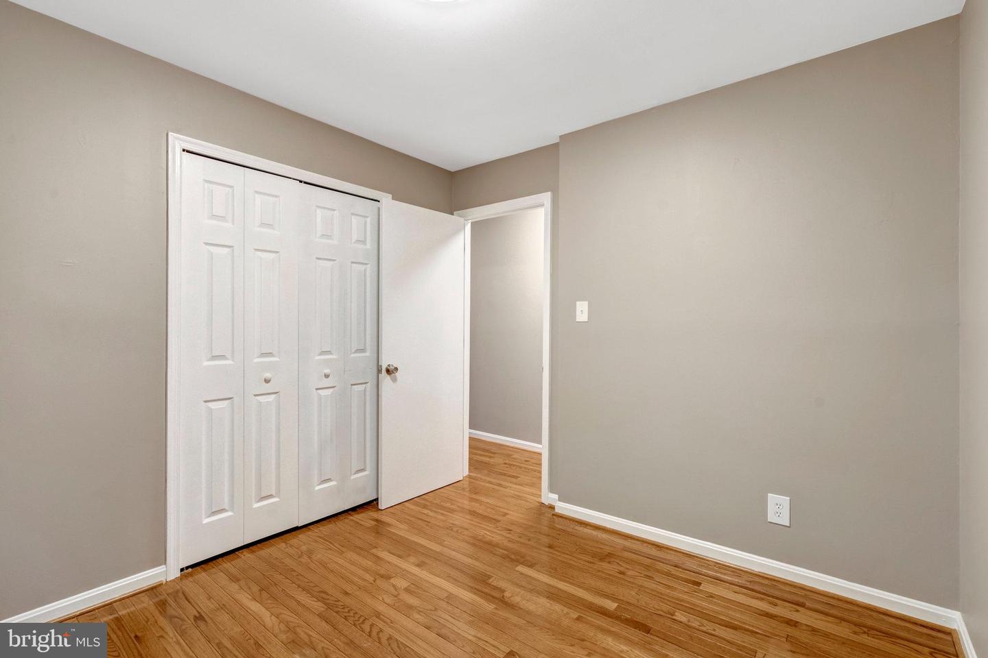 5515 CHESHIRE MEADOWS WAY, FAIRFAX, Virginia 22032, 3 Bedrooms Bedrooms, ,3 BathroomsBathrooms,Residential,For sale,5515 CHESHIRE MEADOWS WAY,VAFX2275846 MLS # VAFX2275846 5515 CHESHIRE MEADOWS WAY, FAIRFAX, Virginia 22032, 3 Bedrooms Bedrooms, ,3 BathroomsBathrooms,Residential,For sale,5515 CHESHIRE MEADOWS WAY,VAFX2275846 MLS # VAFX2275846