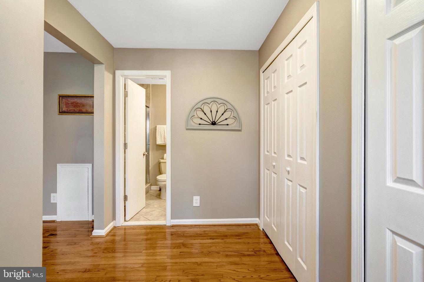 5515 CHESHIRE MEADOWS WAY, FAIRFAX, Virginia 22032, 3 Bedrooms Bedrooms, ,3 BathroomsBathrooms,Residential,For sale,5515 CHESHIRE MEADOWS WAY,VAFX2275846 MLS # VAFX2275846 5515 CHESHIRE MEADOWS WAY, FAIRFAX, Virginia 22032, 3 Bedrooms Bedrooms, ,3 BathroomsBathrooms,Residential,For sale,5515 CHESHIRE MEADOWS WAY,VAFX2275846 MLS # VAFX2275846