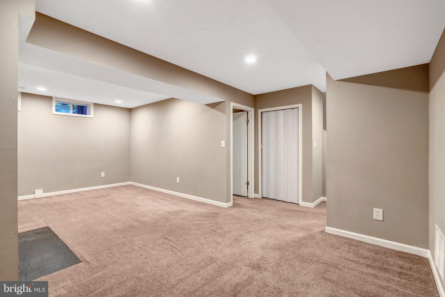 5515 CHESHIRE MEADOWS WAY, FAIRFAX, Virginia 22032, 3 Bedrooms Bedrooms, ,3 BathroomsBathrooms,Residential,For sale,5515 CHESHIRE MEADOWS WAY,VAFX2275846 MLS # VAFX2275846 5515 CHESHIRE MEADOWS WAY, FAIRFAX, Virginia 22032, 3 Bedrooms Bedrooms, ,3 BathroomsBathrooms,Residential,For sale,5515 CHESHIRE MEADOWS WAY,VAFX2275846 MLS # VAFX2275846