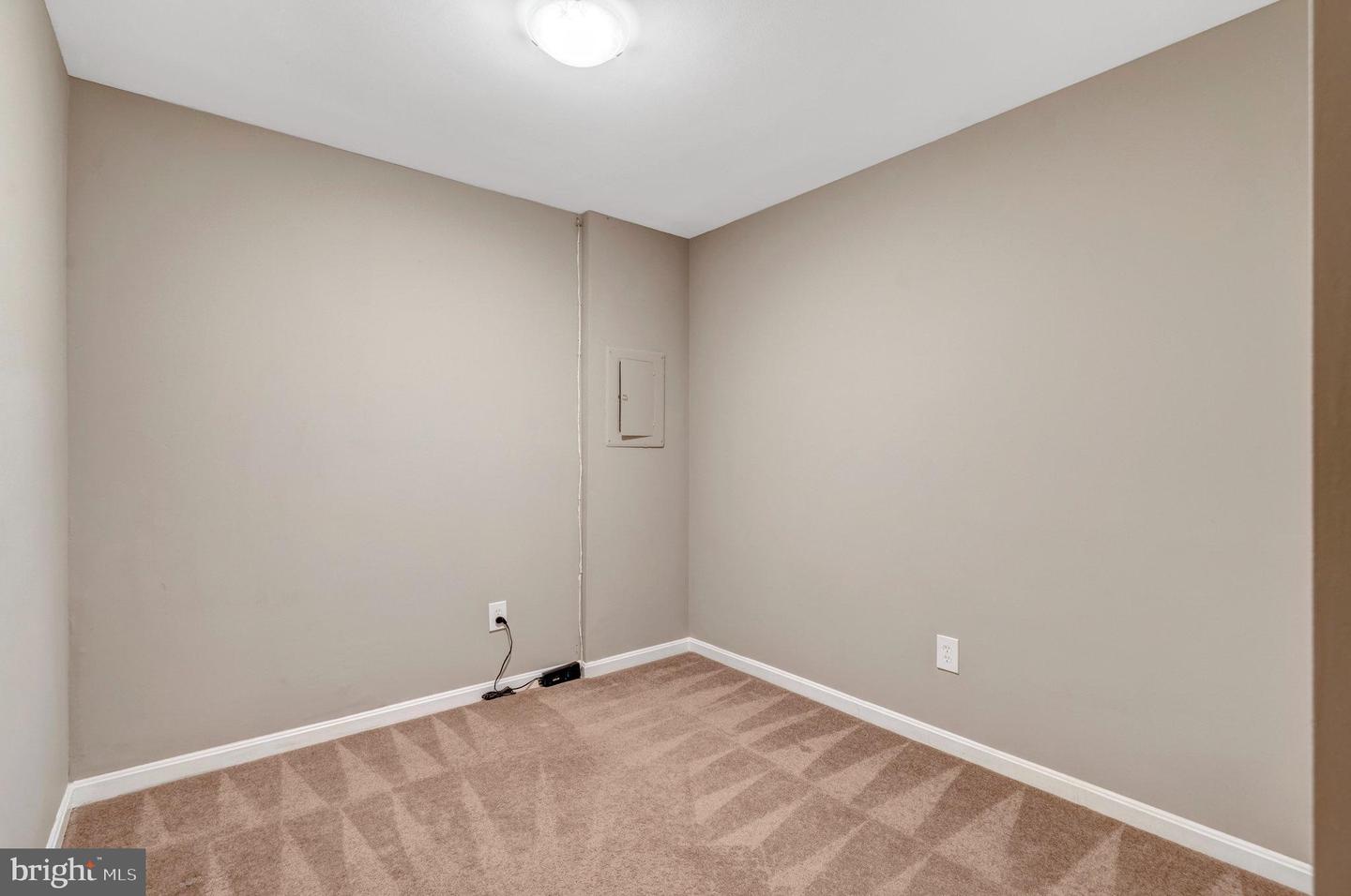 5515 CHESHIRE MEADOWS WAY, FAIRFAX, Virginia 22032, 3 Bedrooms Bedrooms, ,3 BathroomsBathrooms,Residential,For sale,5515 CHESHIRE MEADOWS WAY,VAFX2275846 MLS # VAFX2275846 5515 CHESHIRE MEADOWS WAY, FAIRFAX, Virginia 22032, 3 Bedrooms Bedrooms, ,3 BathroomsBathrooms,Residential,For sale,5515 CHESHIRE MEADOWS WAY,VAFX2275846 MLS # VAFX2275846