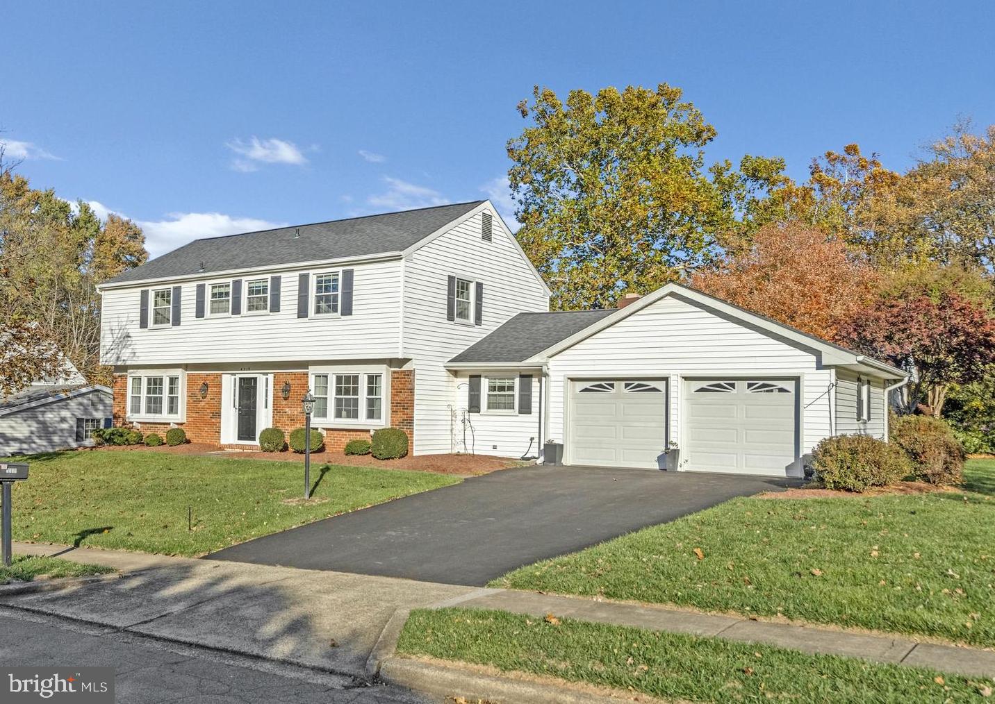 4319 MARKWOOD LN, FAIRFAX, Virginia 22033, 4 Bedrooms Bedrooms, ,2 BathroomsBathrooms,Residential,For sale,4319 MARKWOOD LN,VAFX2275900 MLS # VAFX2275900 4319 MARKWOOD LN, FAIRFAX, Virginia 22033, 4 Bedrooms Bedrooms, ,2 BathroomsBathrooms,Residential,For sale,4319 MARKWOOD LN,VAFX2275900 MLS # VAFX2275900