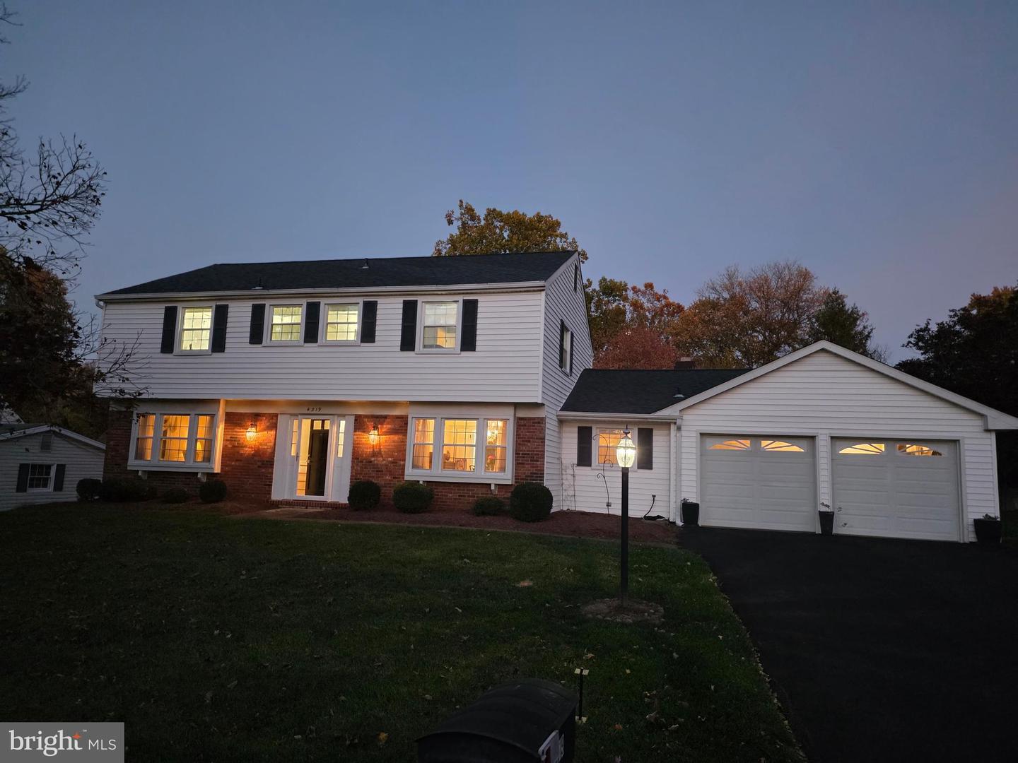 4319 MARKWOOD LN, FAIRFAX, Virginia 22033, 4 Bedrooms Bedrooms, ,2 BathroomsBathrooms,Residential,For sale,4319 MARKWOOD LN,VAFX2275900 MLS # VAFX2275900 4319 MARKWOOD LN, FAIRFAX, Virginia 22033, 4 Bedrooms Bedrooms, ,2 BathroomsBathrooms,Residential,For sale,4319 MARKWOOD LN,VAFX2275900 MLS # VAFX2275900