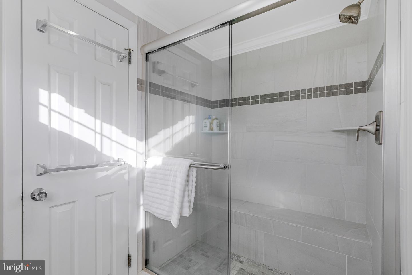 4319 MARKWOOD LN, FAIRFAX, Virginia 22033, 4 Bedrooms Bedrooms, ,2 BathroomsBathrooms,Residential,For sale,4319 MARKWOOD LN,VAFX2275900 MLS # VAFX2275900 4319 MARKWOOD LN, FAIRFAX, Virginia 22033, 4 Bedrooms Bedrooms, ,2 BathroomsBathrooms,Residential,For sale,4319 MARKWOOD LN,VAFX2275900 MLS # VAFX2275900