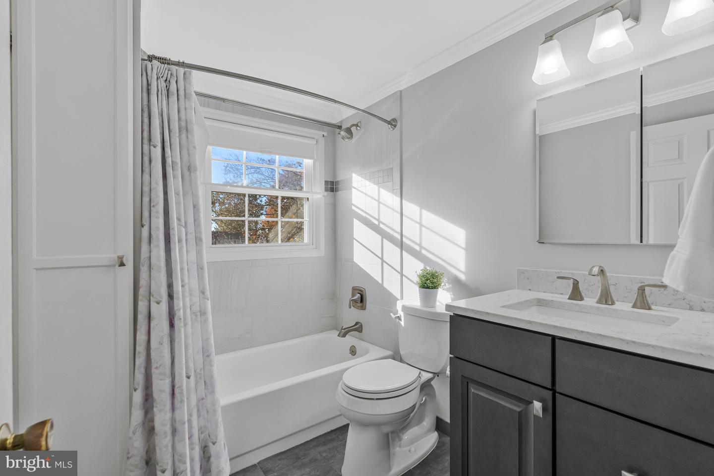 4319 MARKWOOD LN, FAIRFAX, Virginia 22033, 4 Bedrooms Bedrooms, ,2 BathroomsBathrooms,Residential,For sale,4319 MARKWOOD LN,VAFX2275900 MLS # VAFX2275900 4319 MARKWOOD LN, FAIRFAX, Virginia 22033, 4 Bedrooms Bedrooms, ,2 BathroomsBathrooms,Residential,For sale,4319 MARKWOOD LN,VAFX2275900 MLS # VAFX2275900