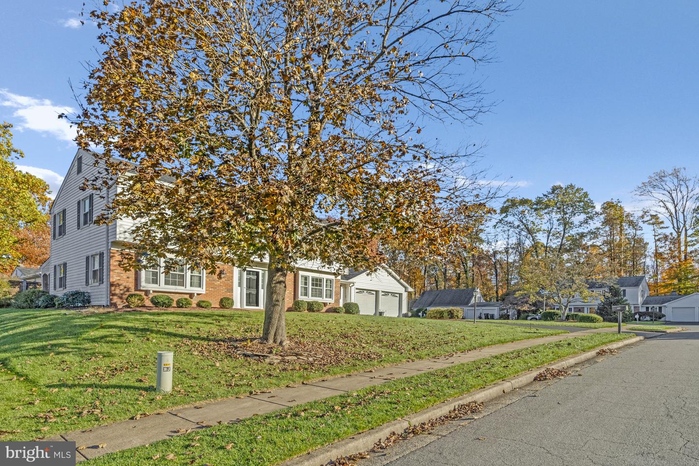 4319 MARKWOOD LN, FAIRFAX, Virginia 22033, 4 Bedrooms Bedrooms, ,2 BathroomsBathrooms,Residential,For sale,4319 MARKWOOD LN,VAFX2275900 MLS # VAFX2275900 4319 MARKWOOD LN, FAIRFAX, Virginia 22033, 4 Bedrooms Bedrooms, ,2 BathroomsBathrooms,Residential,For sale,4319 MARKWOOD LN,VAFX2275900 MLS # VAFX2275900